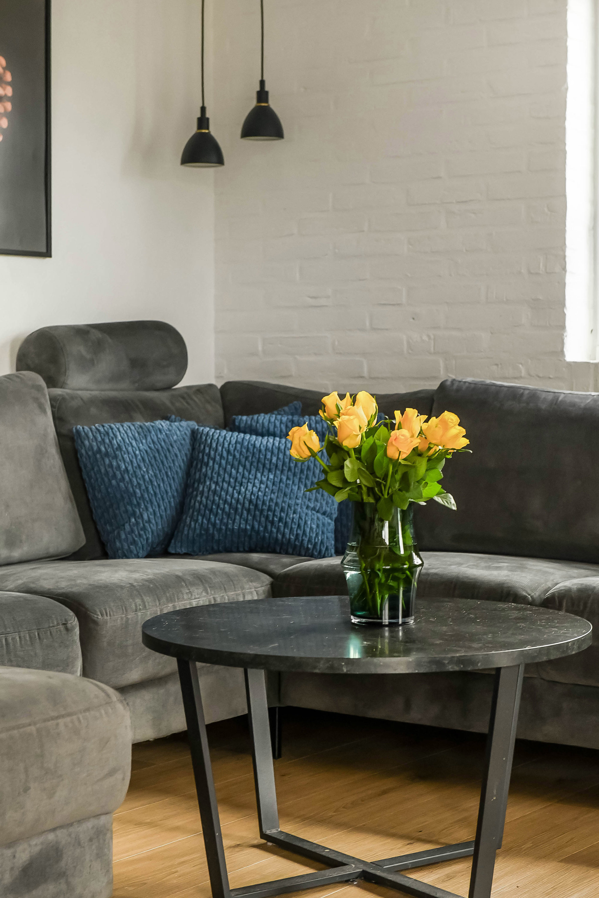 Fremhævet stue billede i fuldskærmstilstand. Billede af Solbakken 13, 7260 Sønder Omme