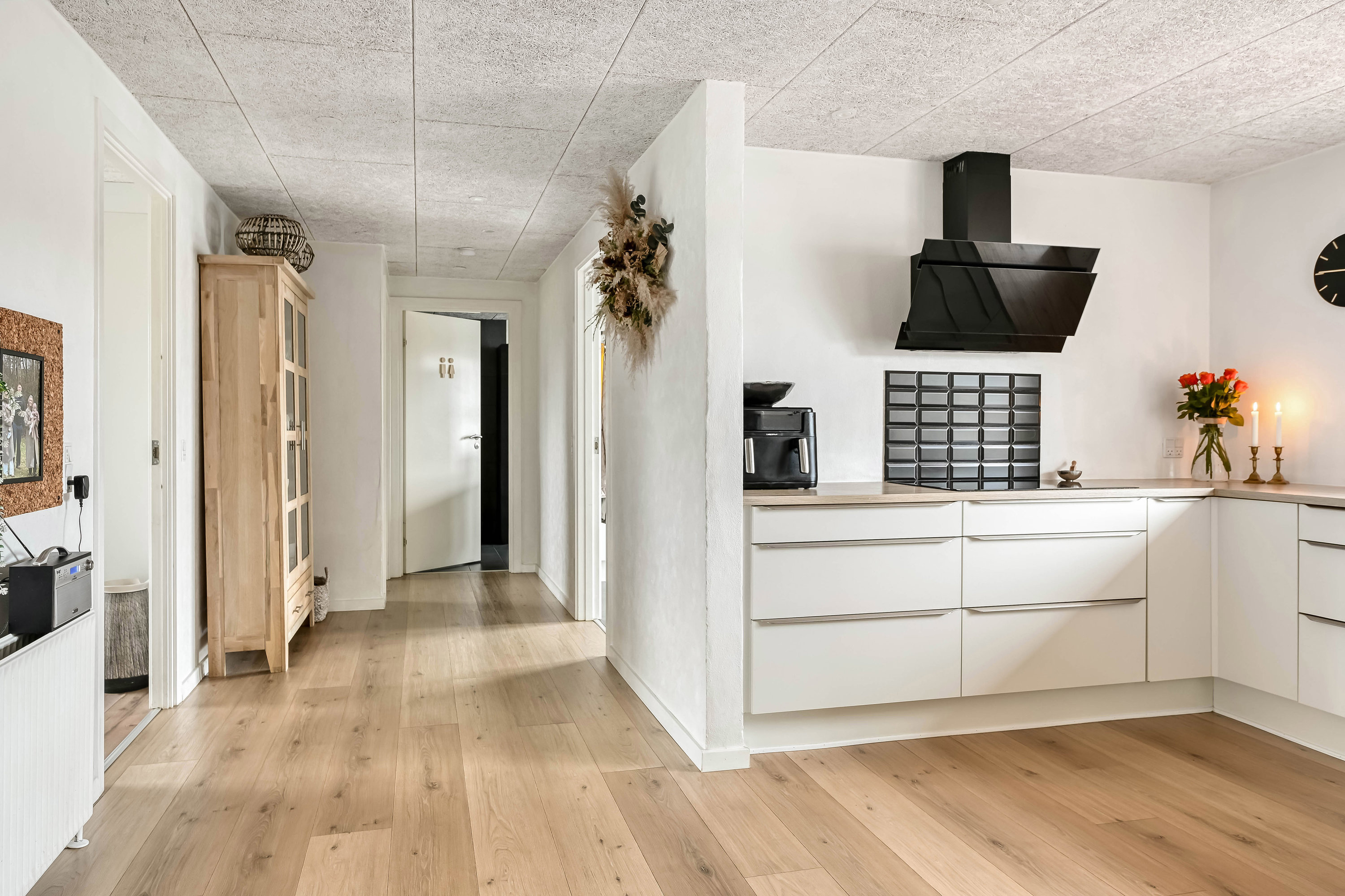 Fremhævet køkken billede i fuldskærmstilstand. Billede af Solbakken 13, 7260 Sønder Omme