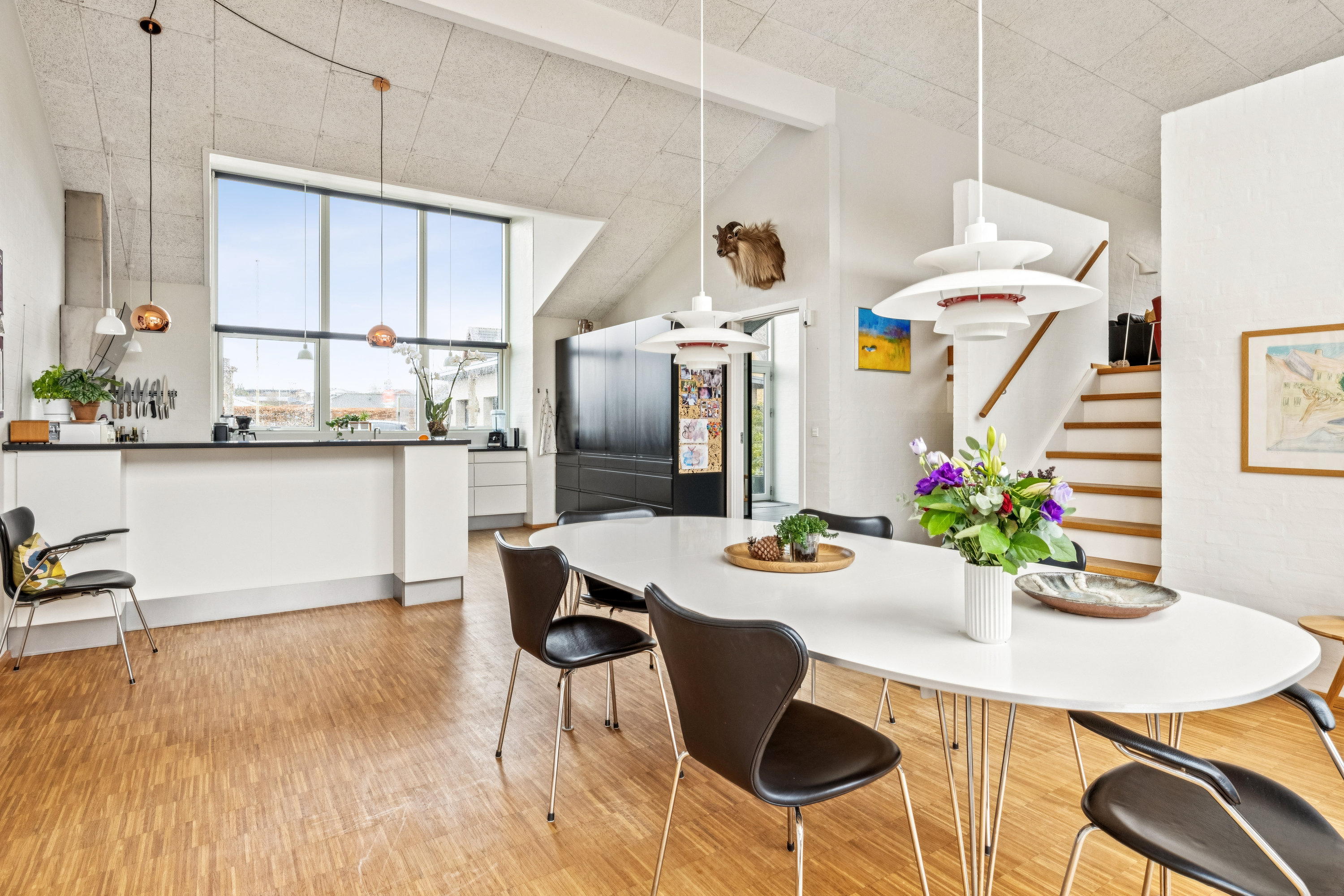 Fremhævet stue billede i fuldskærmstilstand. Billede af Vinkelvej 75, Bruunshåb, 8800 Viborg