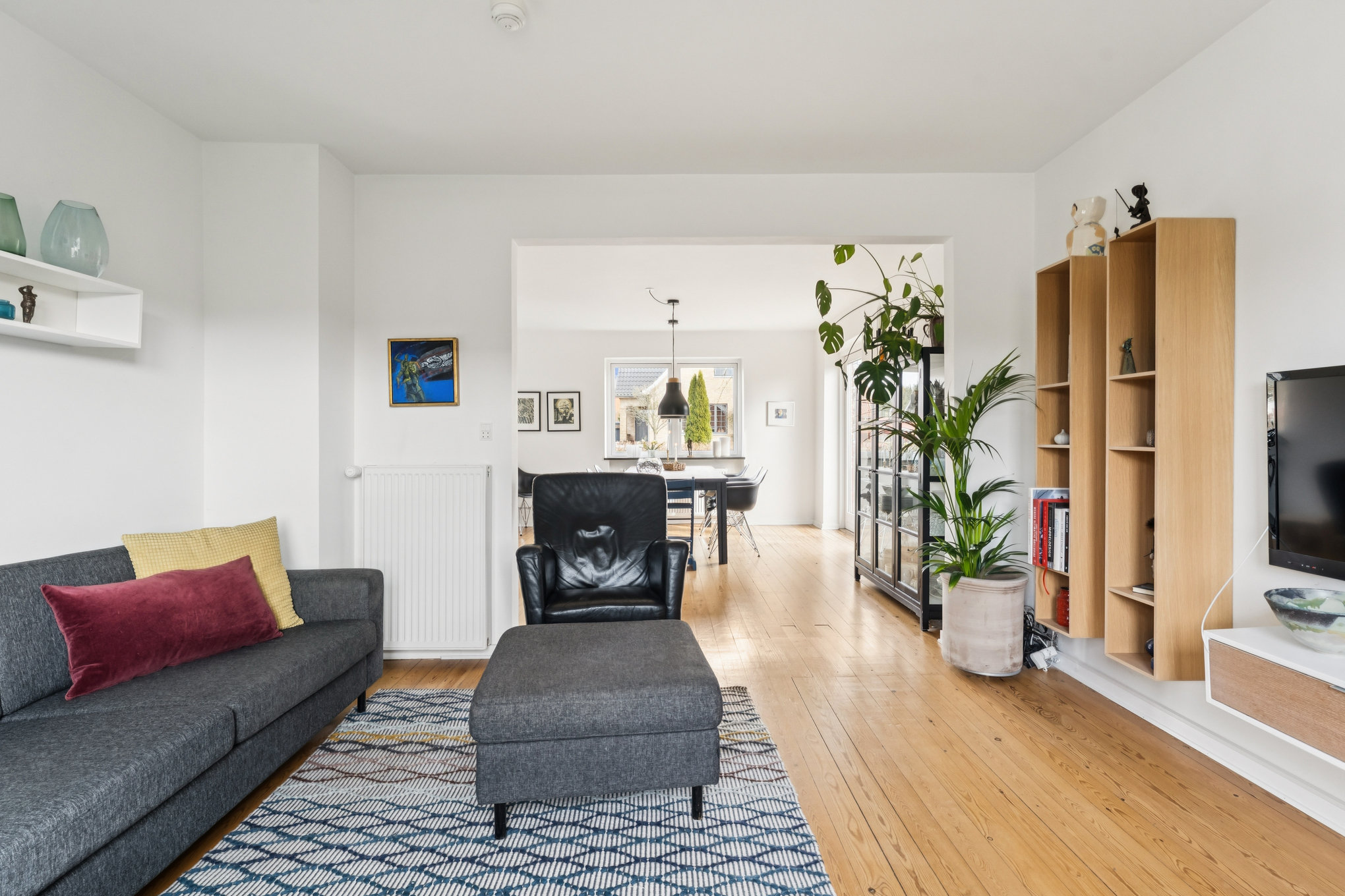 Fremhævet stue billede i fuldskærmstilstand. Billede af Holmsgårdsvej 22, 8960 Randers SØ