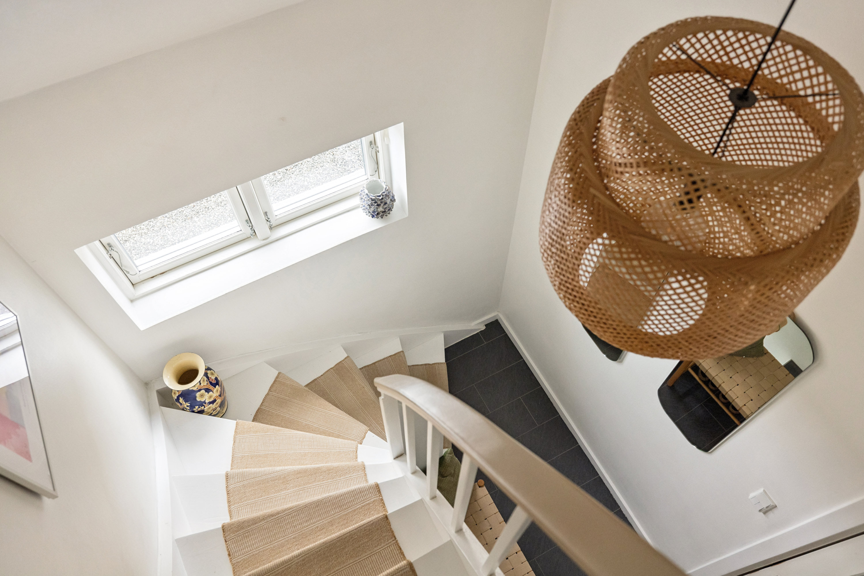 Fremhævet trappe billede i fuldskærmstilstand. Billede af Hovedgaden 83, 8831 Løgstrup