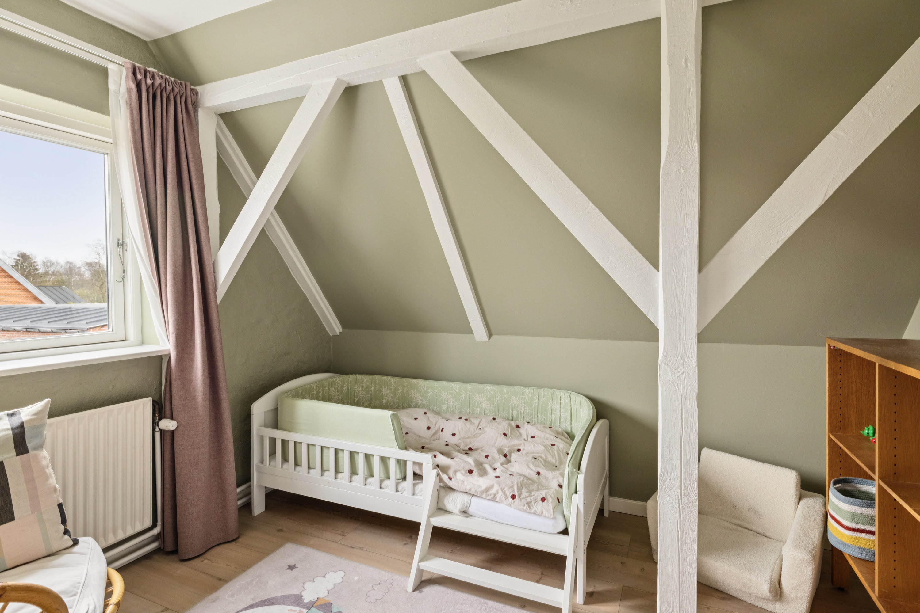 Fremhævet værelse billede i fuldskærmstilstand. Billede af Hovedgaden 83, 8831 Løgstrup