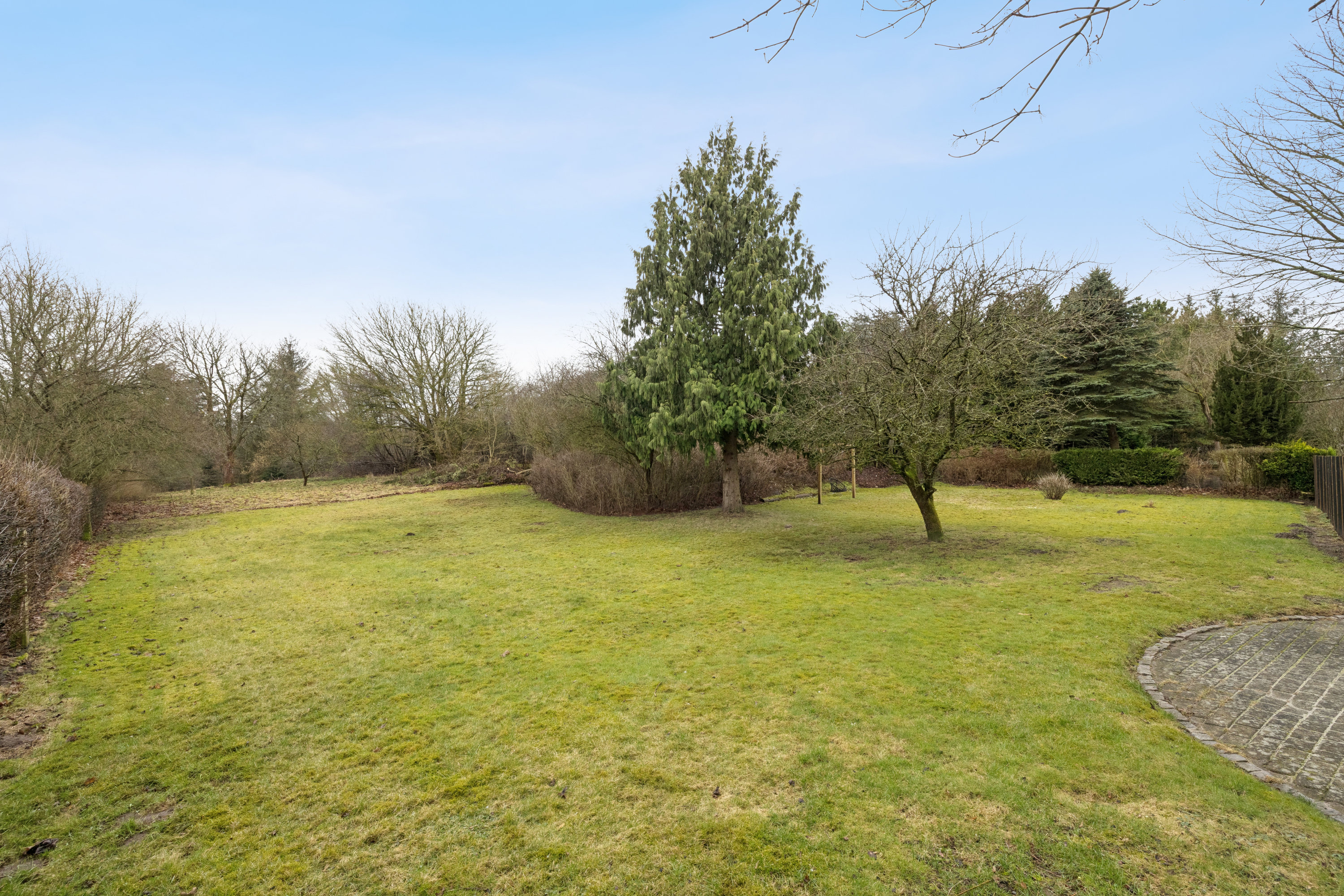 Fremhævet have billede i fuldskærmstilstand. Billede af Hovedgaden 83, 8831 Løgstrup