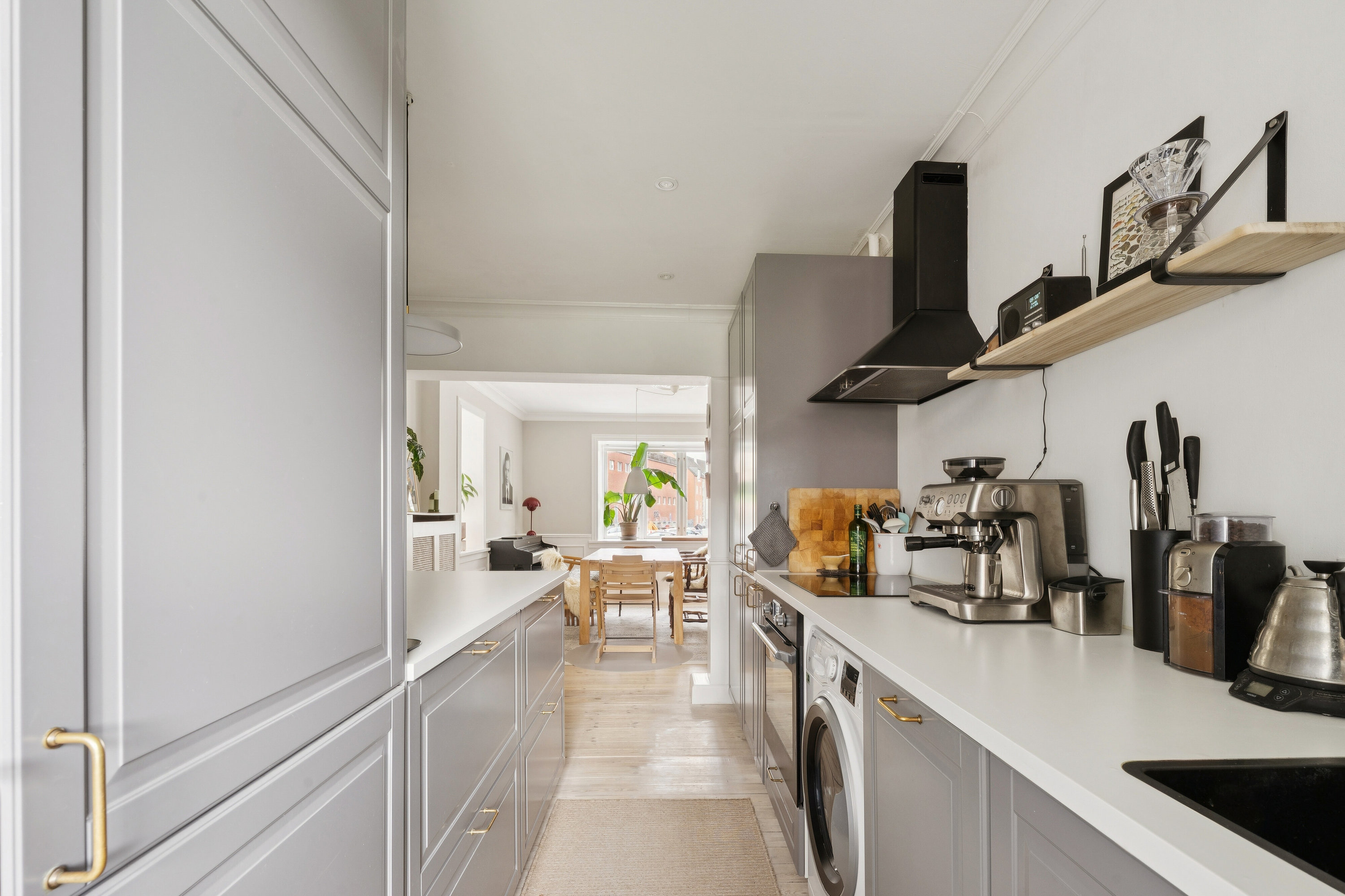 Fremhævet køkken billede i fuldskærmstilstand. Billede af Lyongade 24, st.. tv., 2300 København S