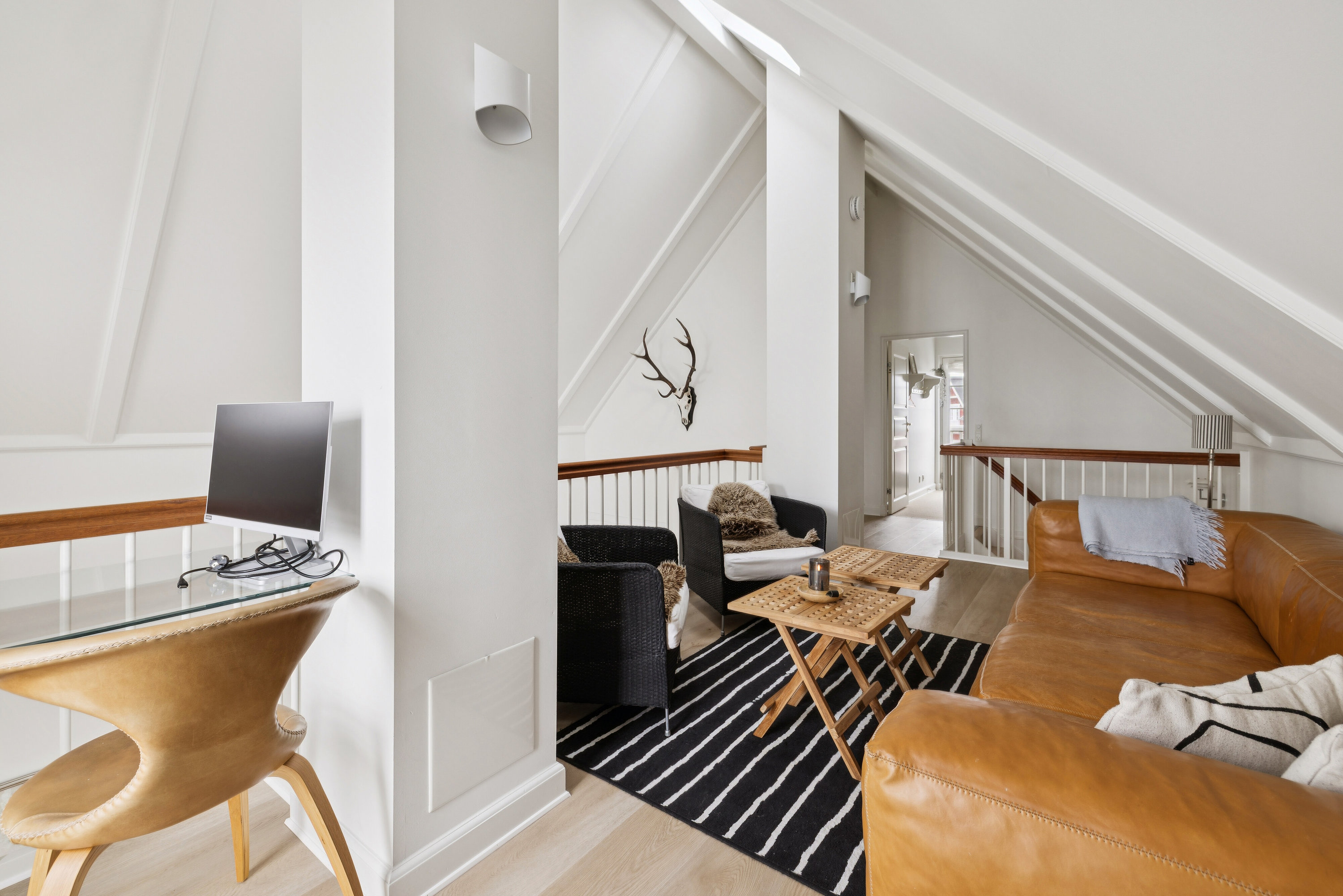 Fremhævet stue billede i fuldskærmstilstand. Billede af Færgevej 16, 1. th., 5935 Bagenkop