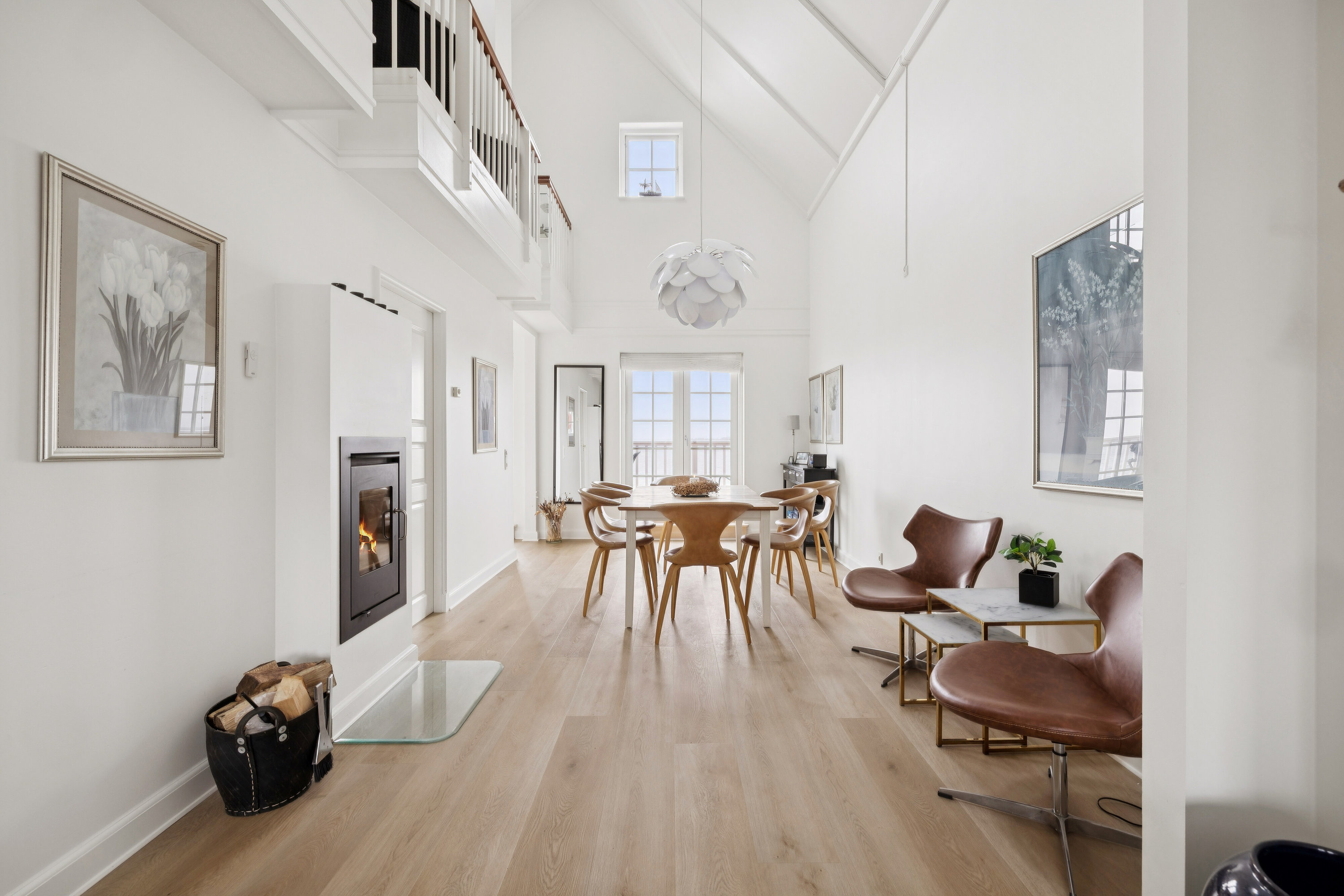 Fremhævet spisestue billede i fuldskærmstilstand. Billede af Færgevej 16, 1. th., 5935 Bagenkop