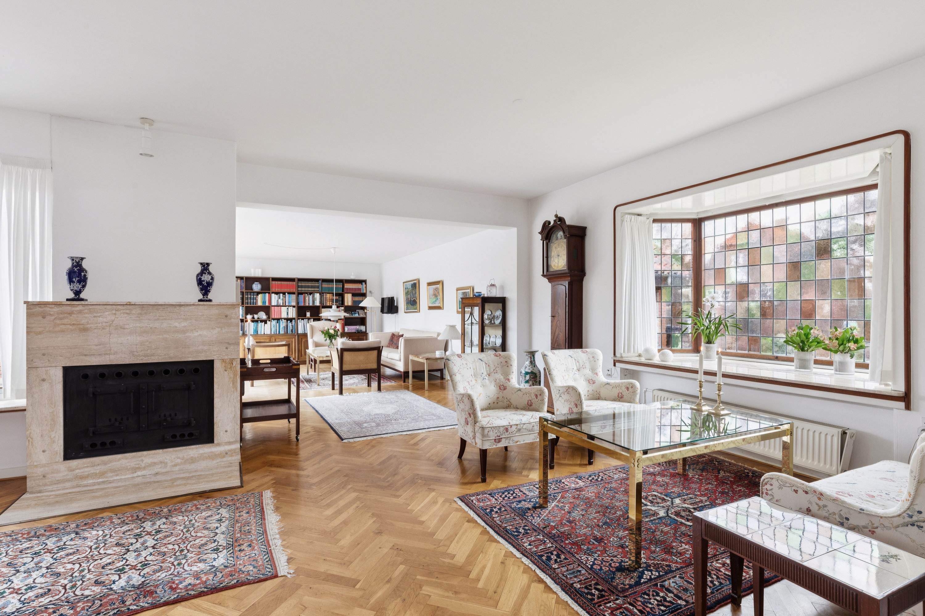 Fremhævet stue billede i fuldskærmstilstand. Billede af Lindevej 32, 2630 Taastrup