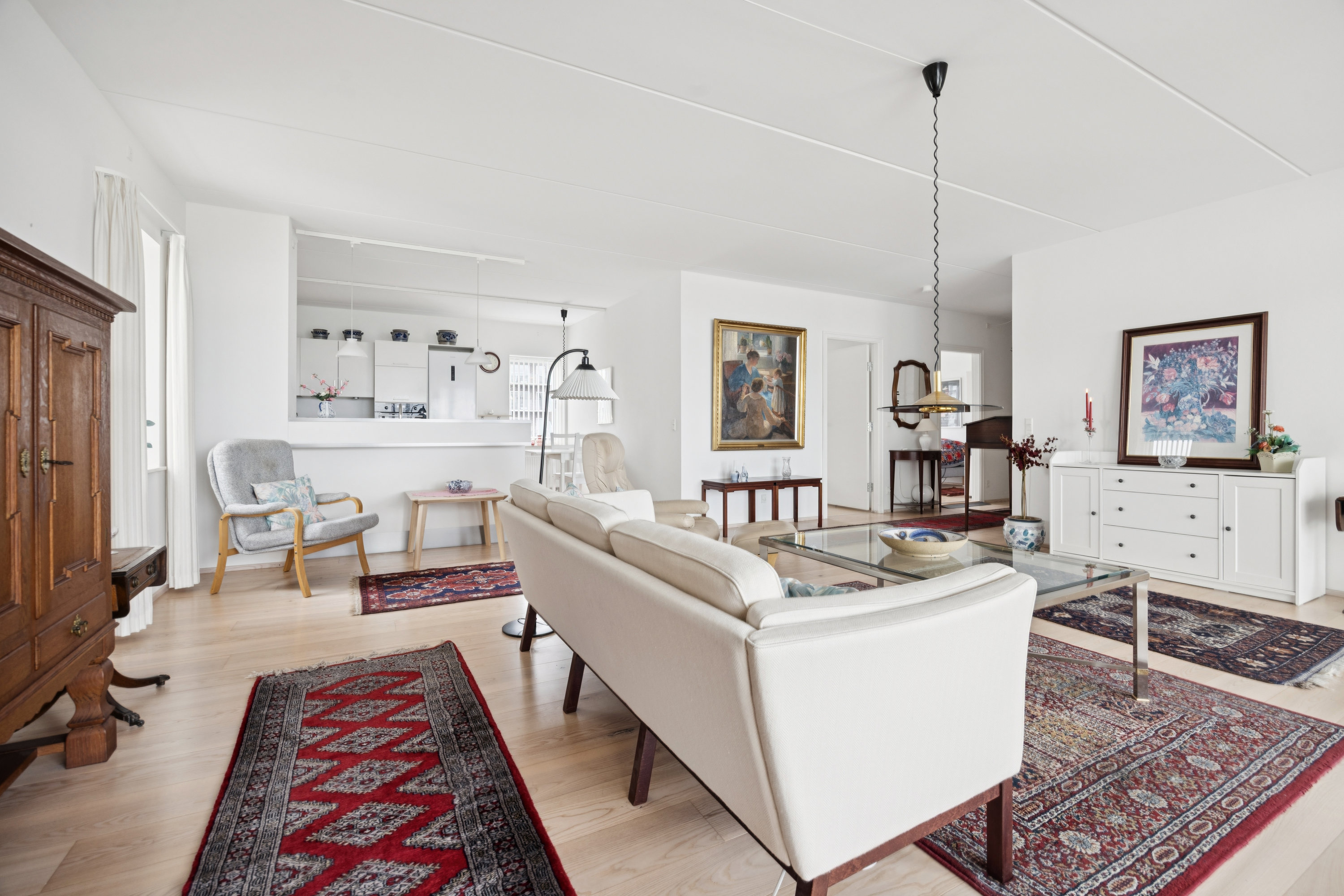 Fremhævet stue billede i fuldskærmstilstand. Billede af Carl Klitgaards Vej 21, 1. th., 9400 Nørresundby