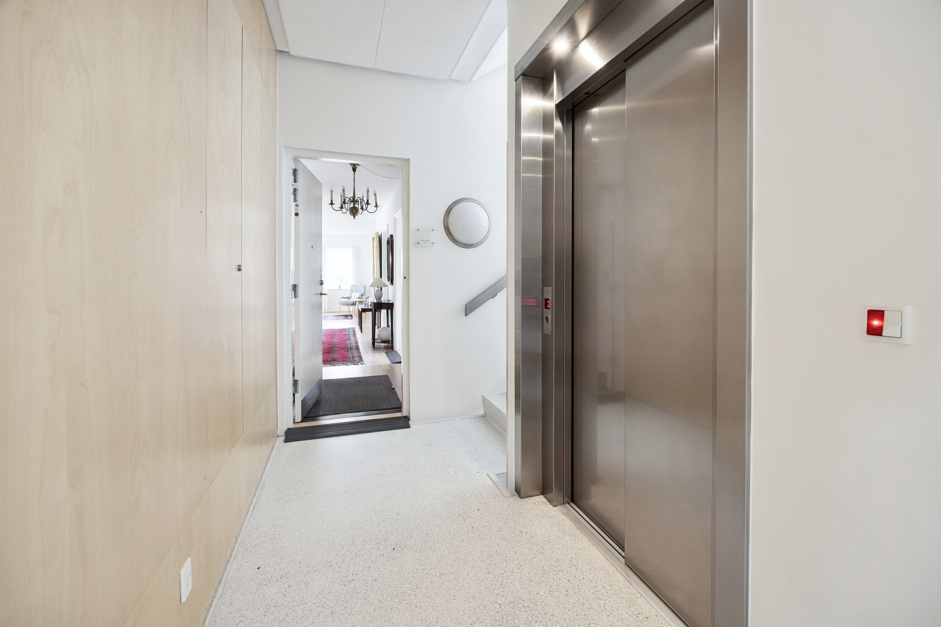 Fremhævet gang billede i fuldskærmstilstand. Billede af Carl Klitgaards Vej 21, 1. th., 9400 Nørresundby