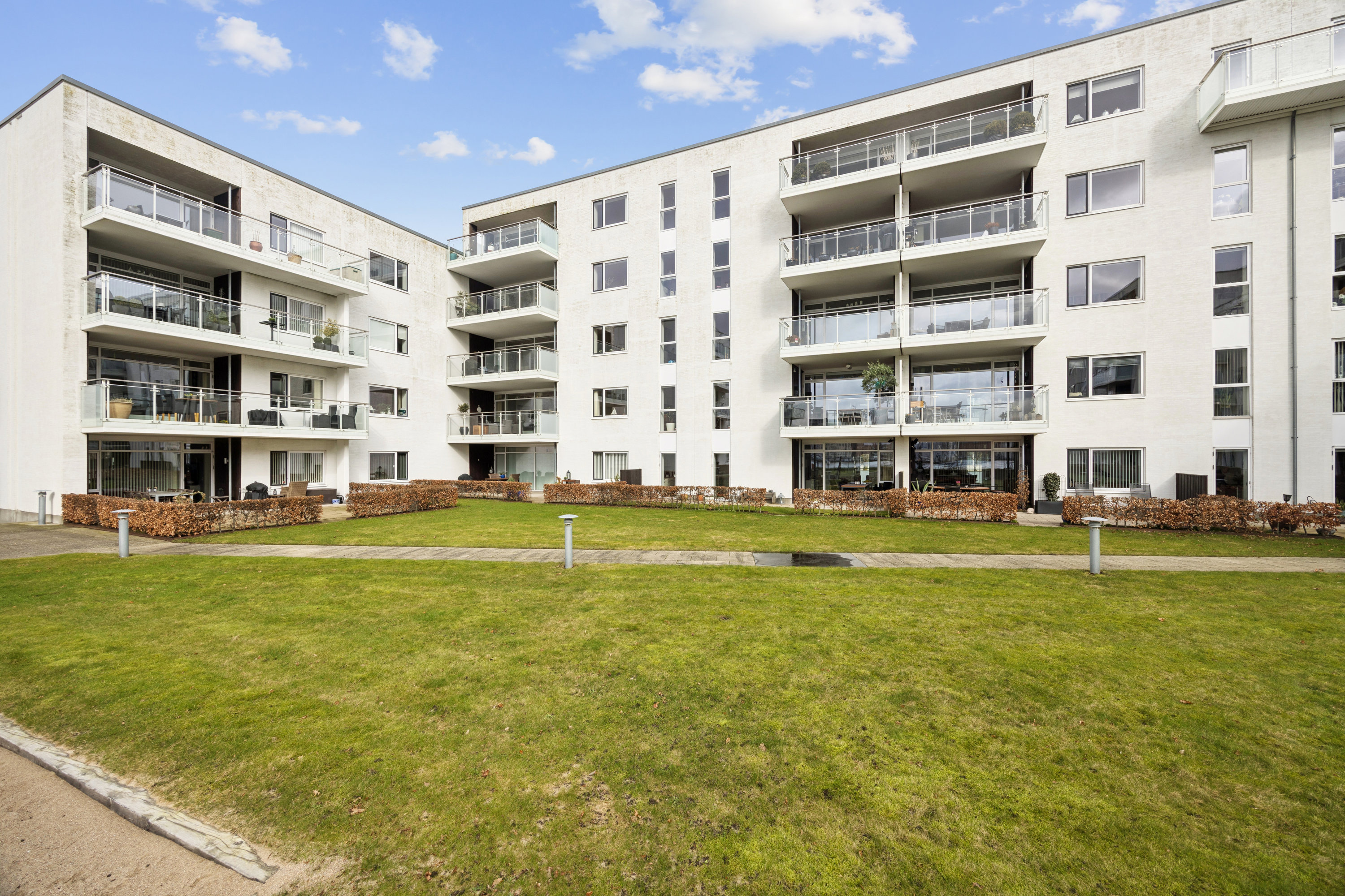 Fremhævet andet billede i fuldskærmstilstand. Billede af Carl Klitgaards Vej 21, 1. th., 9400 Nørresundby