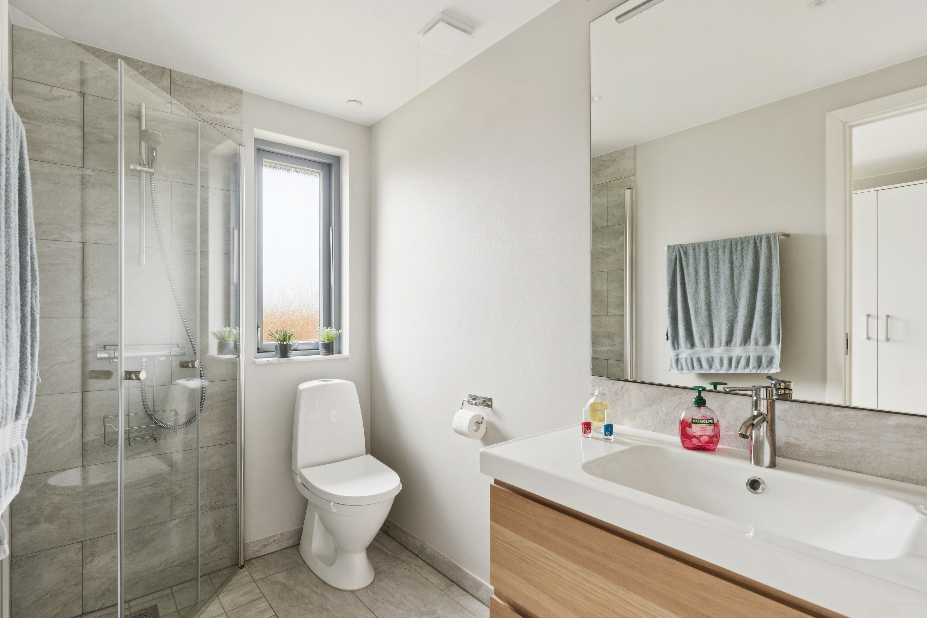 Fremhævet badeværelse billede i fuldskærmstilstand. Billede af Sivænget 1, Snoldelev, 4621 Gadstrup