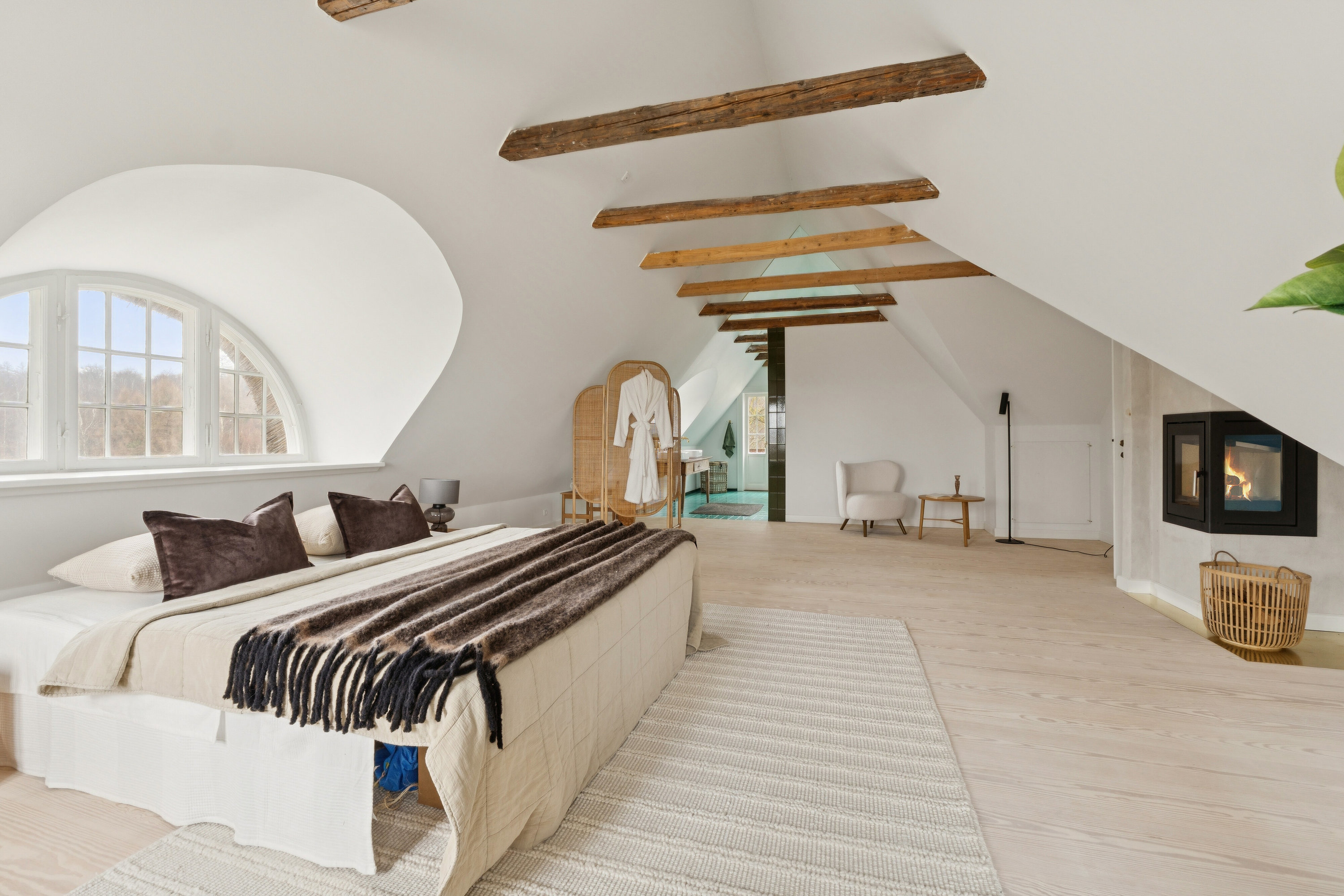 Fremhævet soveværelse billede i fuldskærmstilstand. Billede af Højbjerggårdsvej 63, Øverød, 2840 Holte