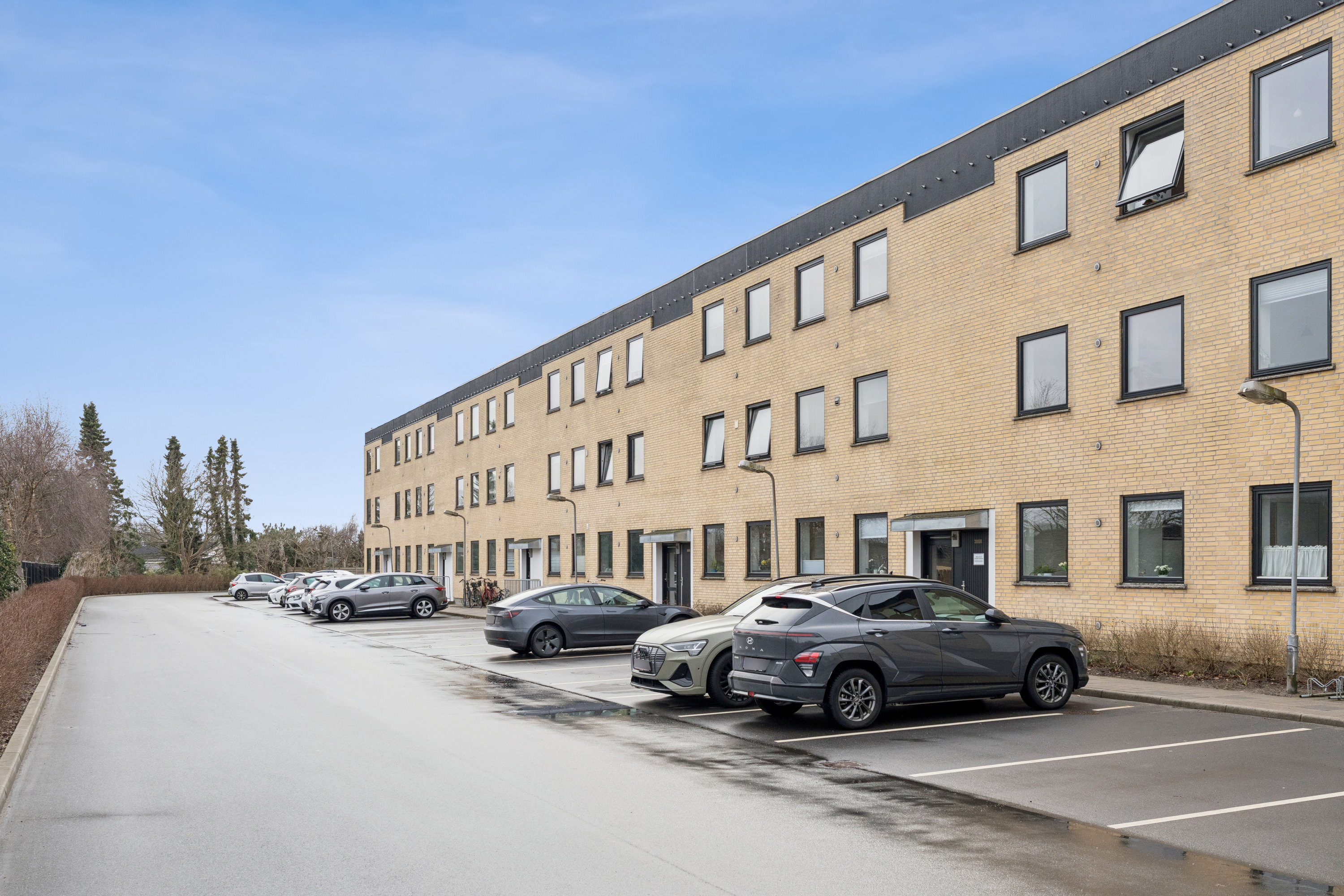 Fremhævet andet billede i fuldskærmstilstand. Billede af Rosengården 22, st.. th., 9200 Aalborg SV