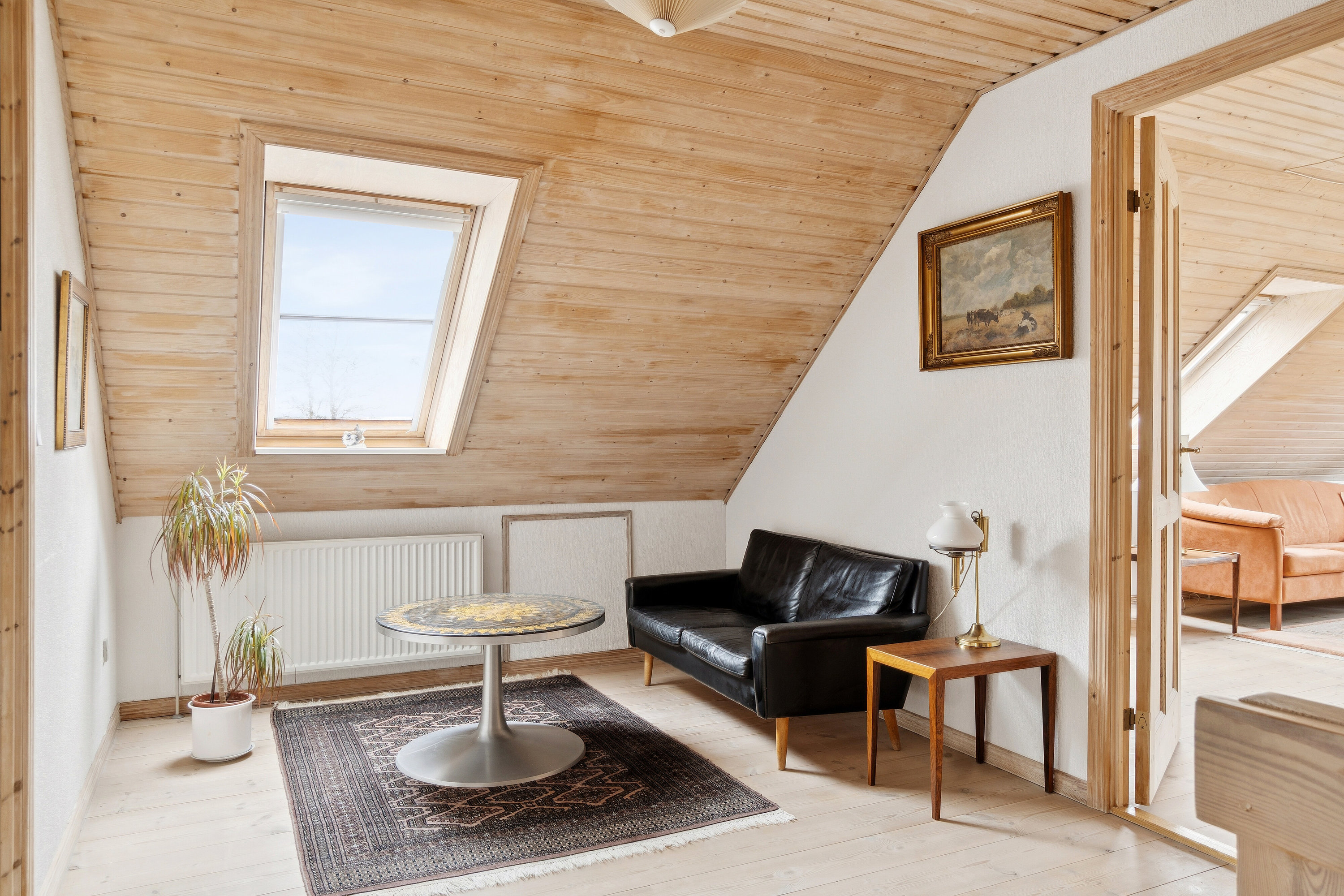 Fremhævet alrum billede i fuldskærmstilstand. Billede af Højbuen 14, 4270 Høng