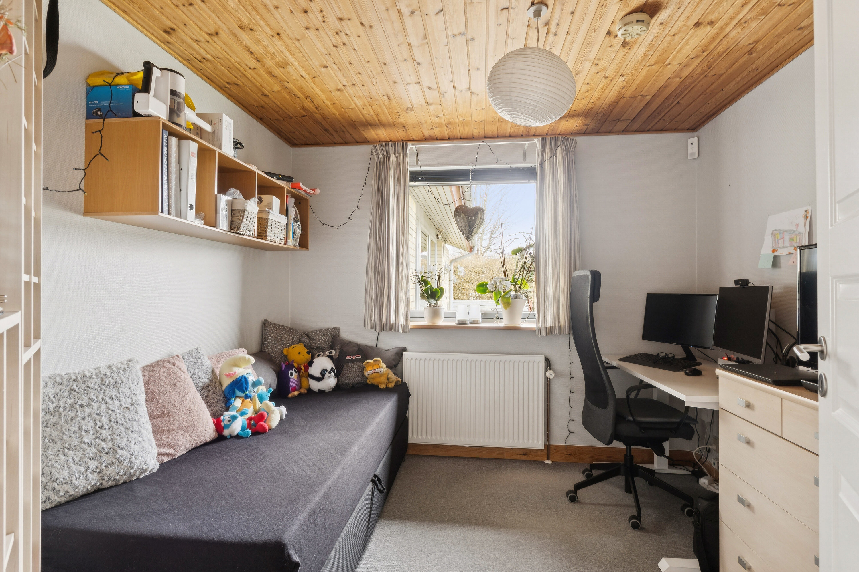 Fremhævet arbejdsværelse billede i fuldskærmstilstand. Billede af Sivænget 1, Snoldelev, 4621 Gadstrup