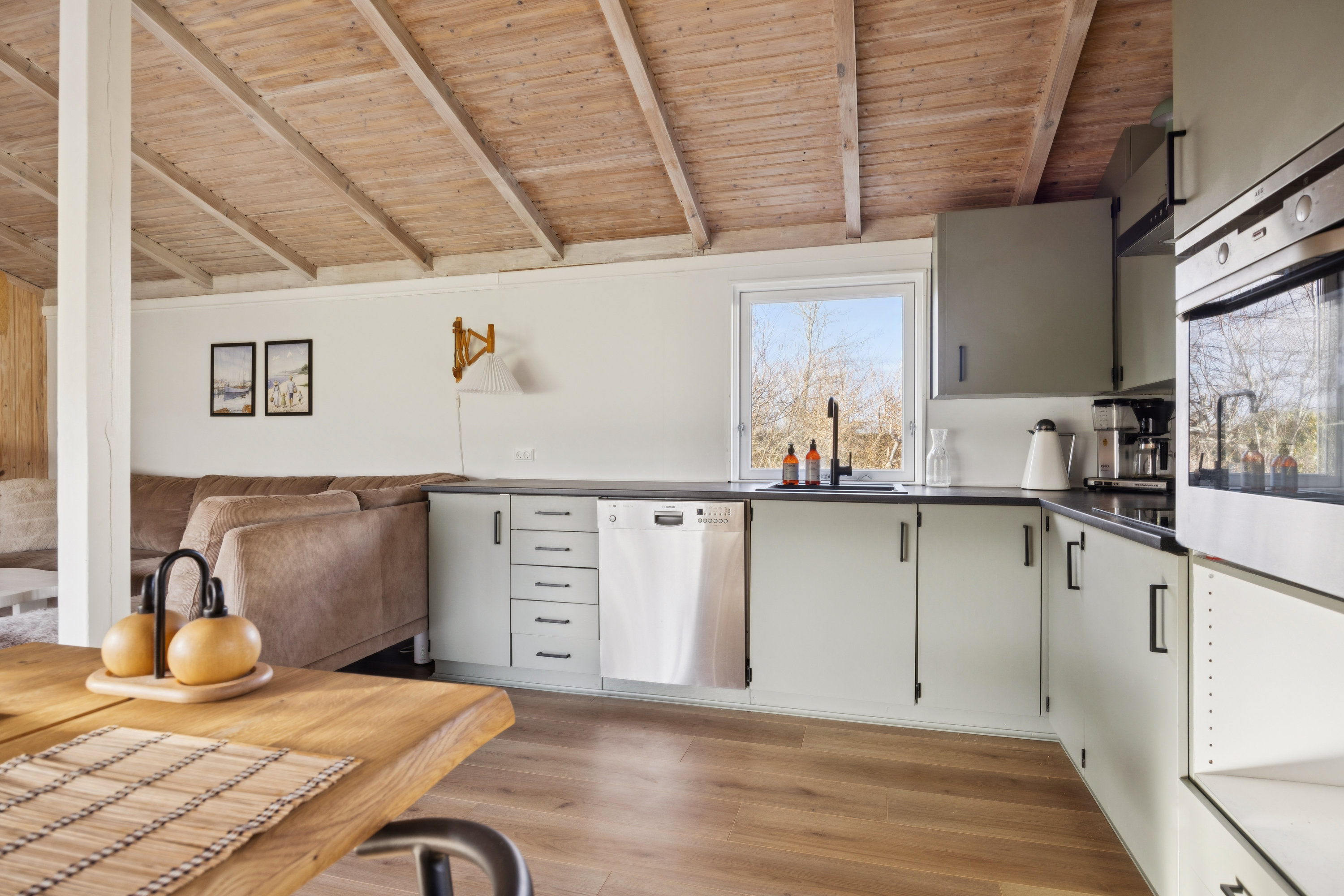 Fremhævet køkken billede i fuldskærmstilstand. Billede af Hou Vest 3, Hou, 9370 Hals