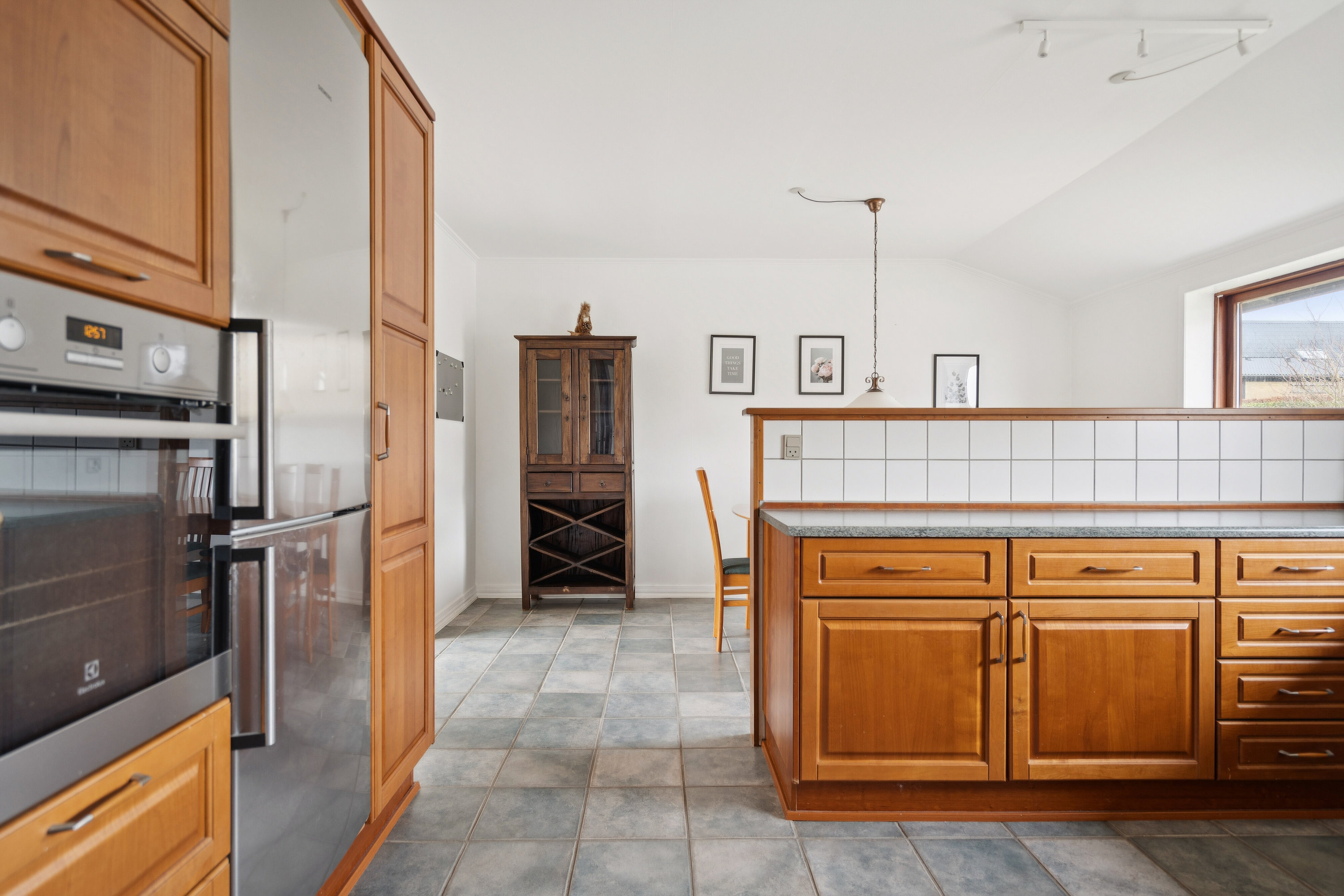 Fremhævet køkken billede i fuldskærmstilstand. Billede af Højvangen 40, 9800 Hjørring