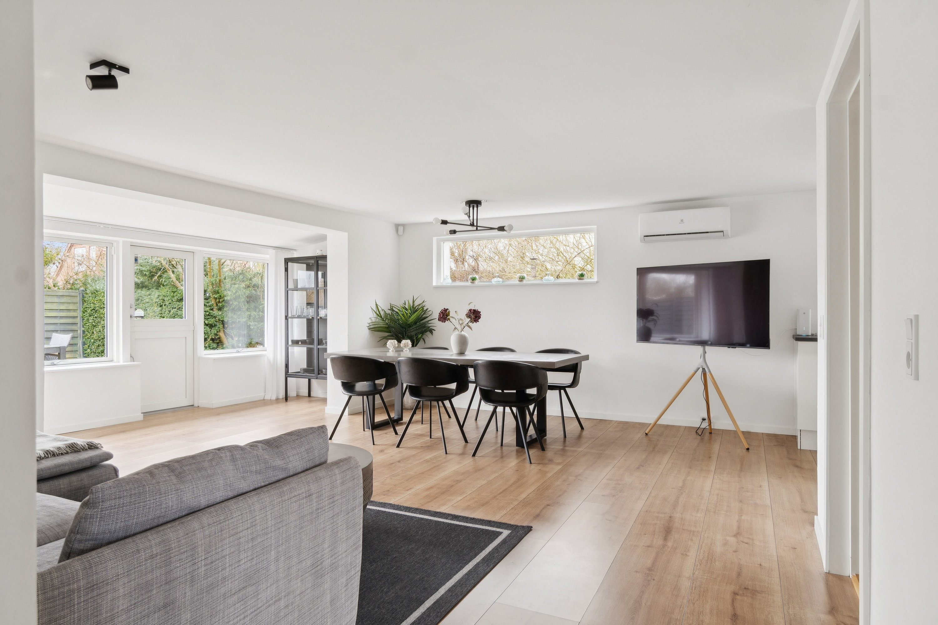 Fremhævet spisestue billede i fuldskærmstilstand. Billede af Pilegårdsvej 4, Skovsø, 4200 Slagelse