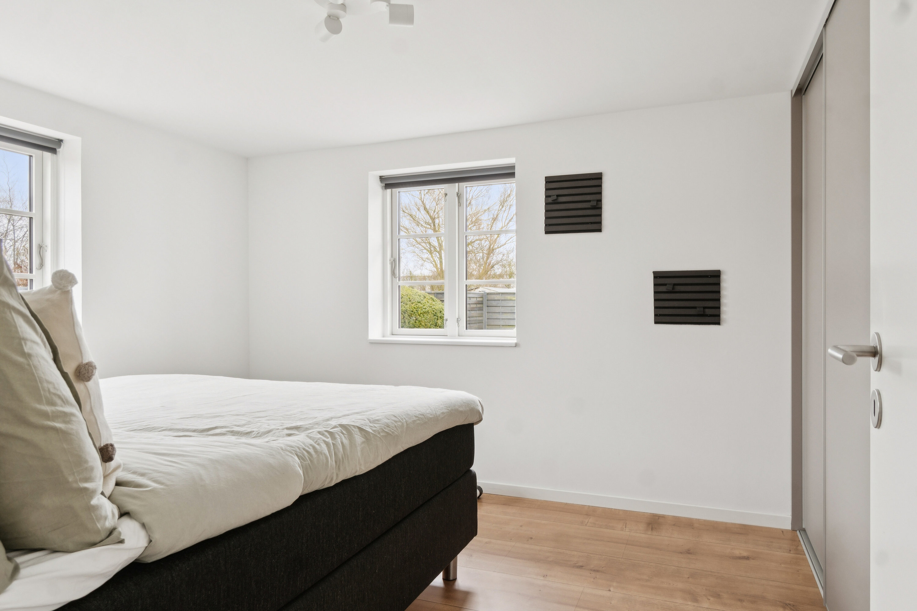 Fremhævet soveværelse billede i fuldskærmstilstand. Billede af Pilegårdsvej 4, Skovsø, 4200 Slagelse