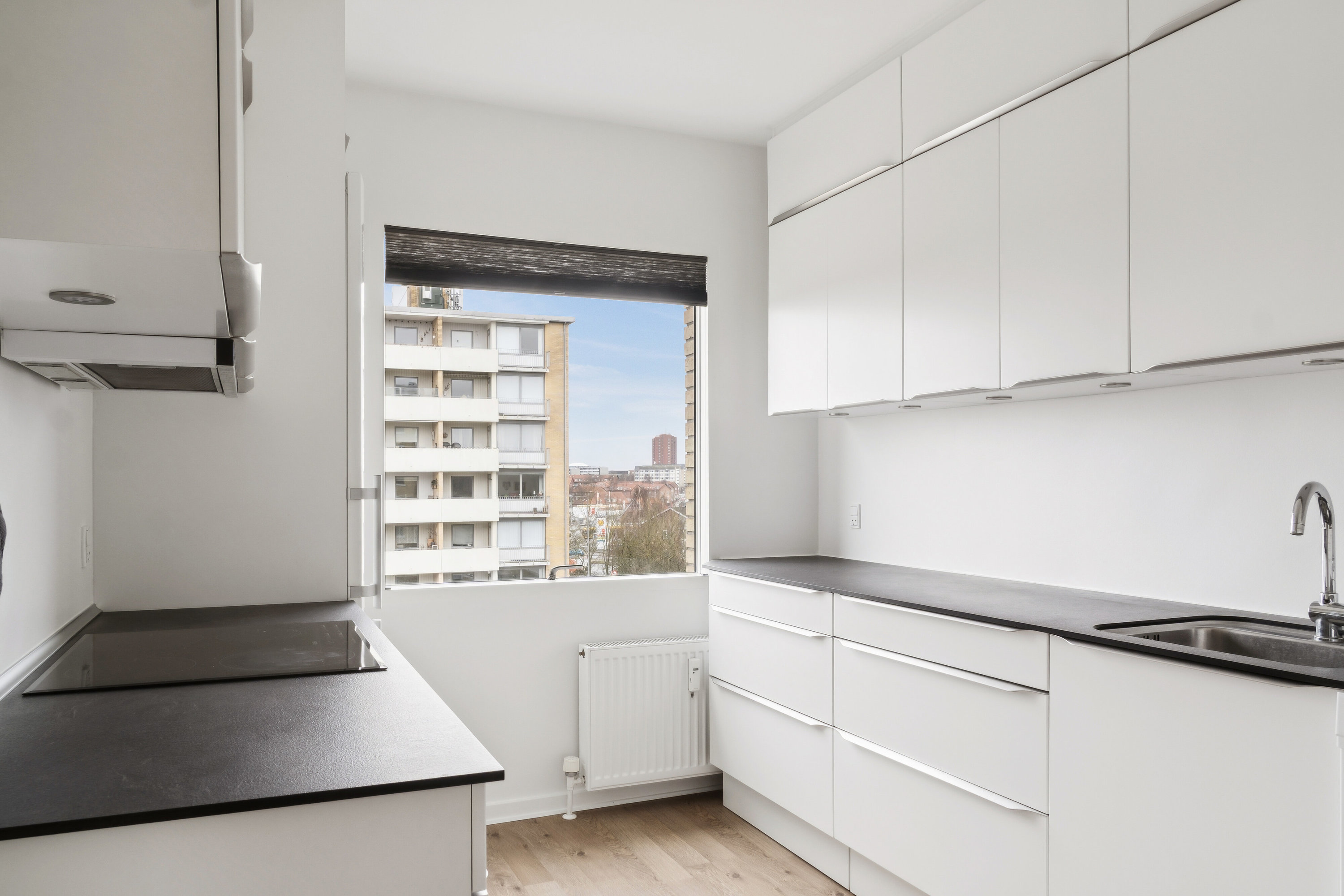 Fremhævet køkken billede i fuldskærmstilstand. Billede af Christian X's Vej 10, 3. tv., 8260 Viby J