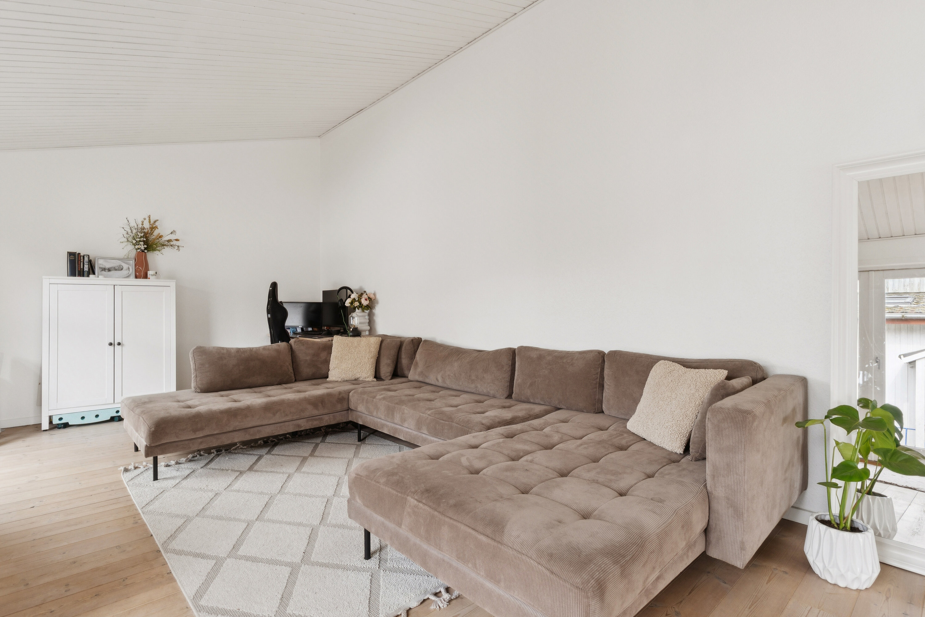 Fremhævet stue billede i fuldskærmstilstand. Billede af Toften 29, 6330 Padborg