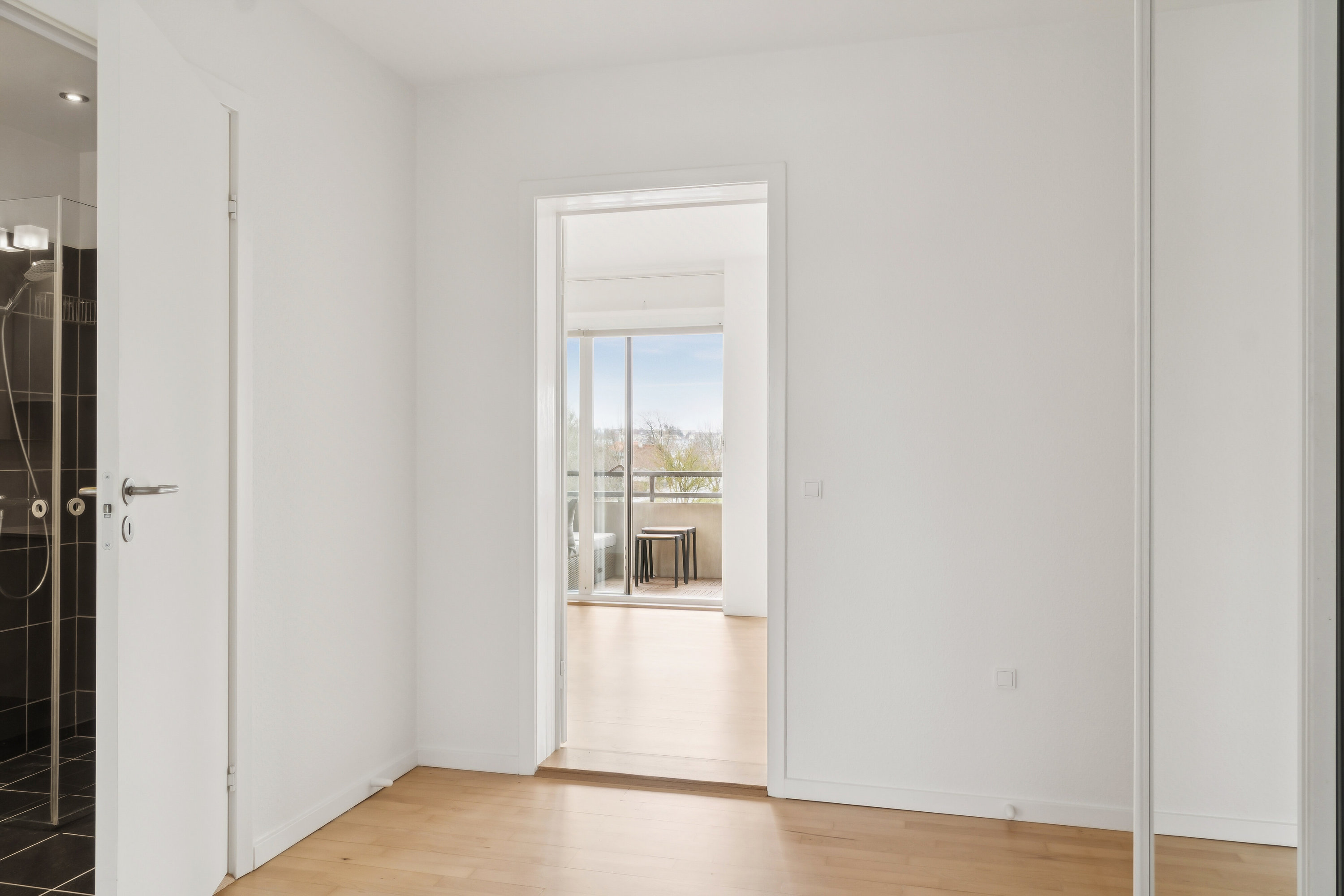 Fremhævet gang billede i fuldskærmstilstand. Billede af Christian X's Vej 10, 3. tv., 8260 Viby J