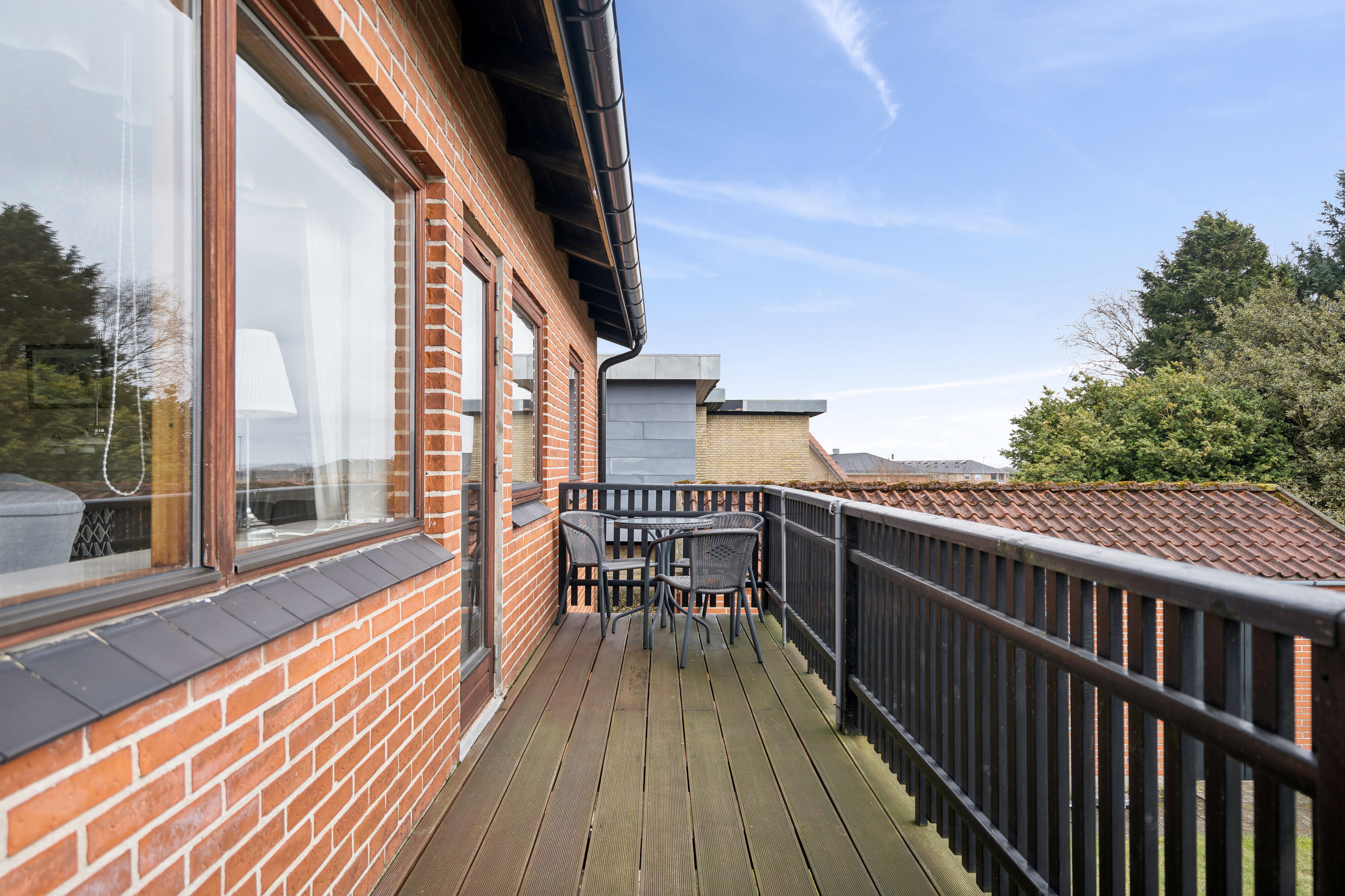 Fremhævet altan billede i fuldskærmstilstand. Billede af Højvangen 40, 9800 Hjørring