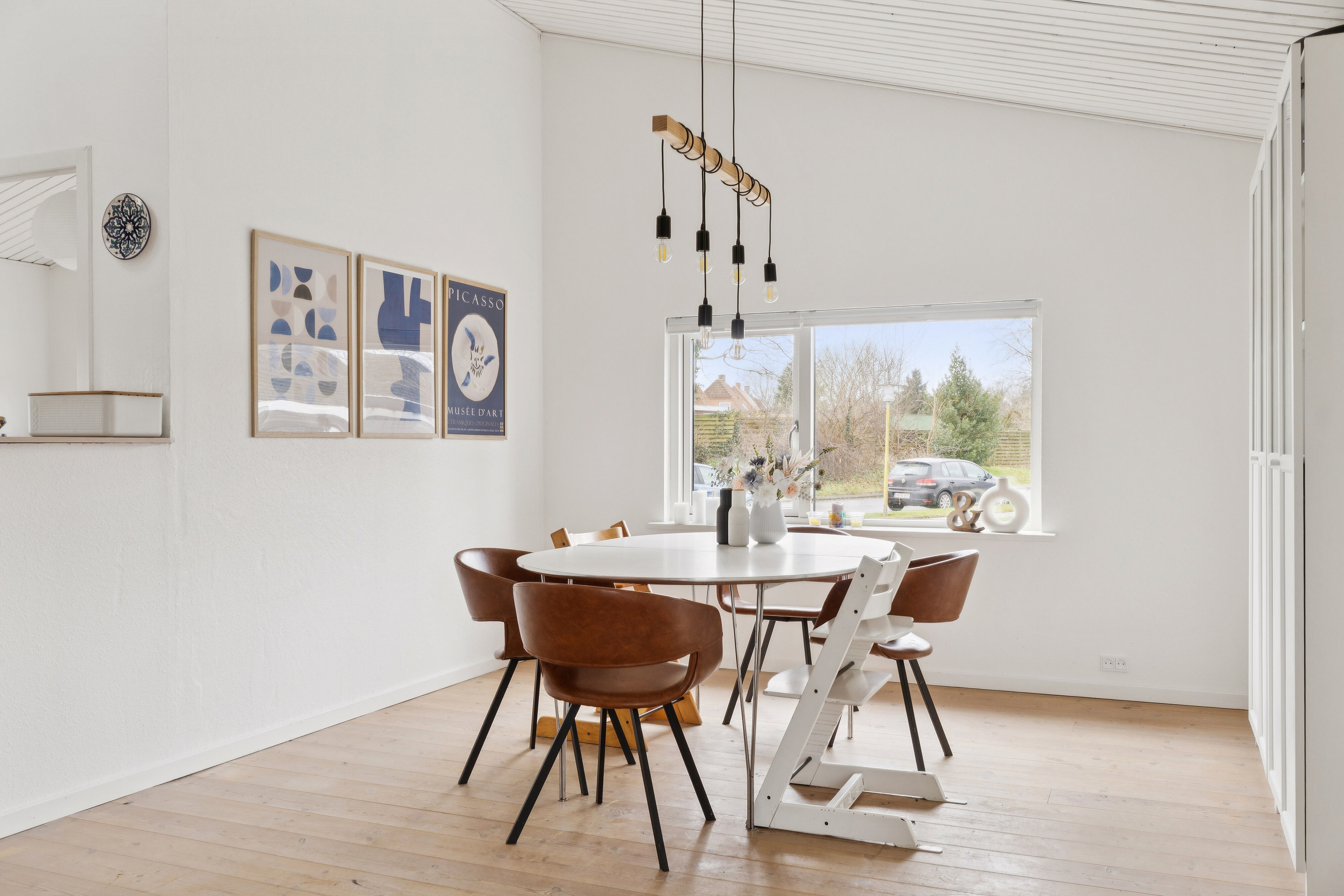 Fremhævet spisestue billede i fuldskærmstilstand. Billede af Toften 29, 6330 Padborg