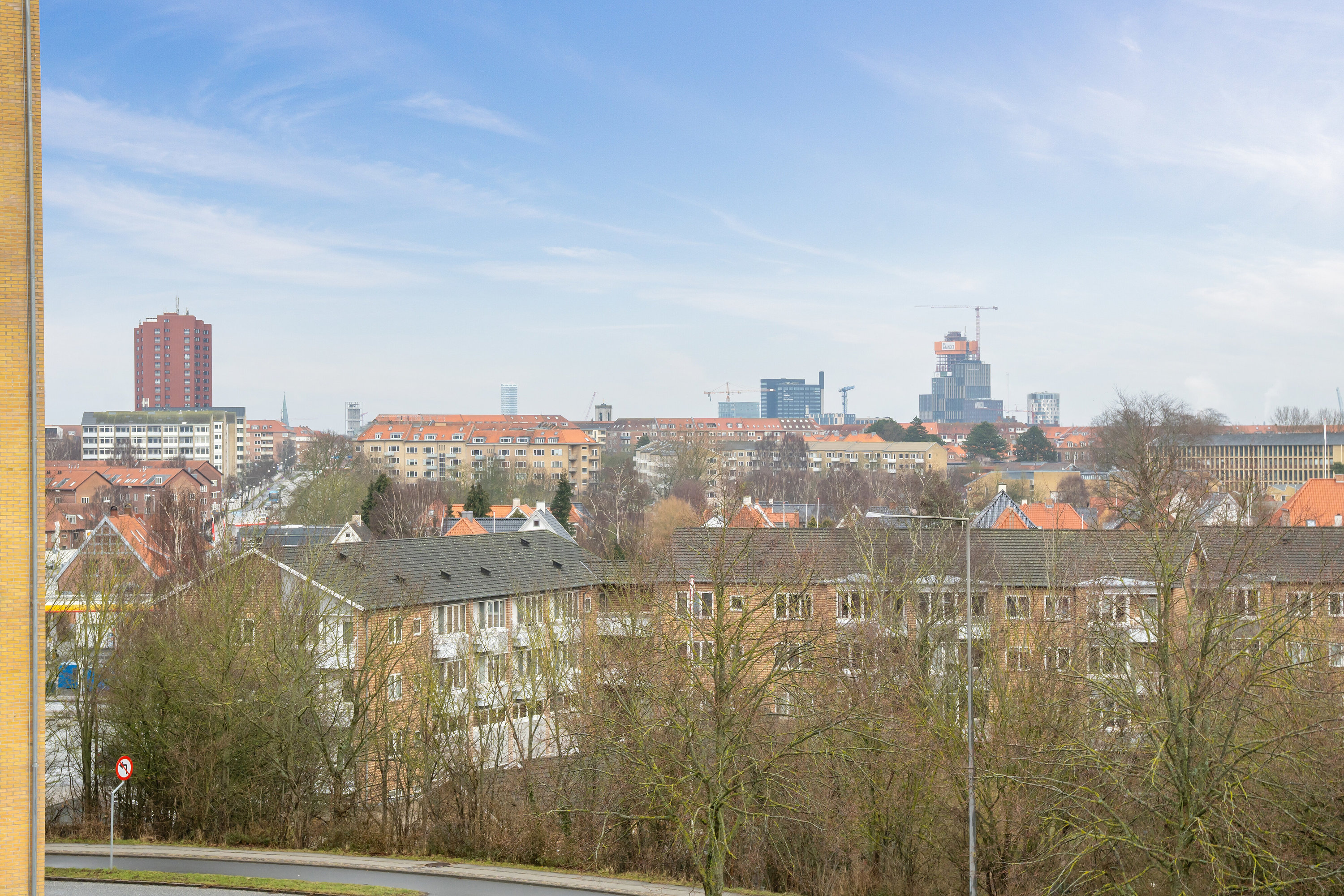 Fremhævet udsigt billede i fuldskærmstilstand. Billede af Christian X's Vej 10, 3. tv., 8260 Viby J