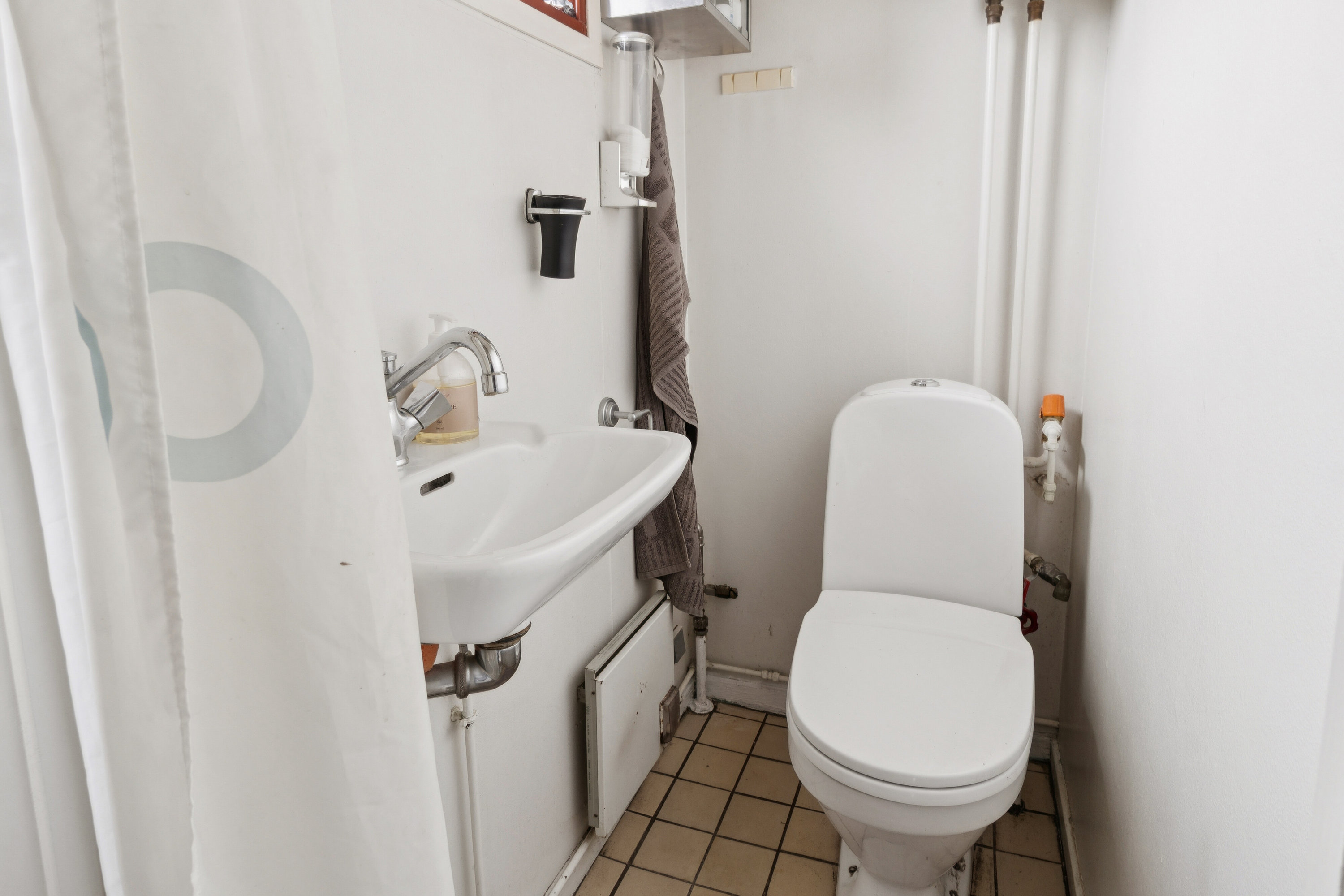 Fremhævet badeværelse billede i fuldskærmstilstand. Billede af Mågevænget 4, Kyndeløse, 4070 Kirke Hyllinge