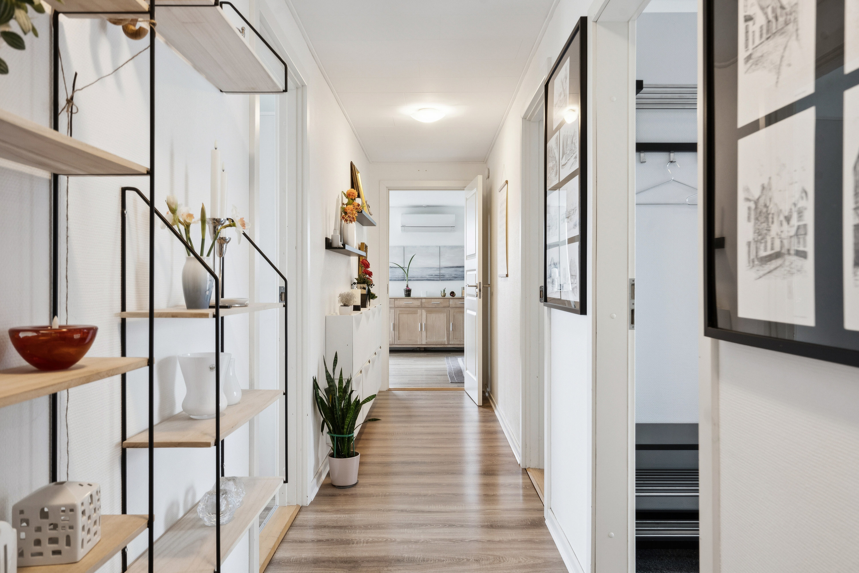 Fremhævet gang billede i fuldskærmstilstand. Billede af Almstrupvej 13, Uge, 6360 Tinglev