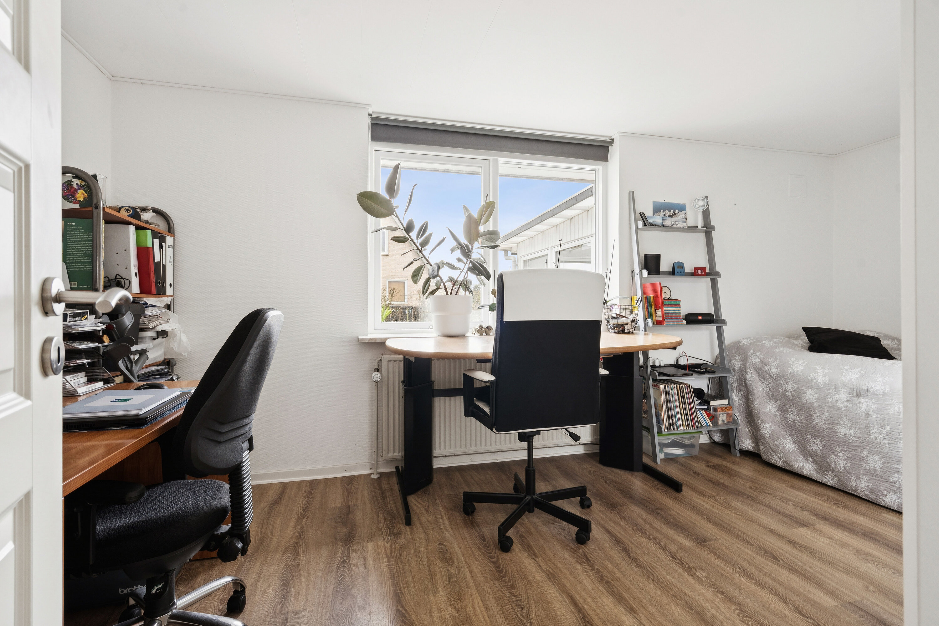 Fremhævet arbejdsværelse billede i fuldskærmstilstand. Billede af Almstrupvej 13, Uge, 6360 Tinglev