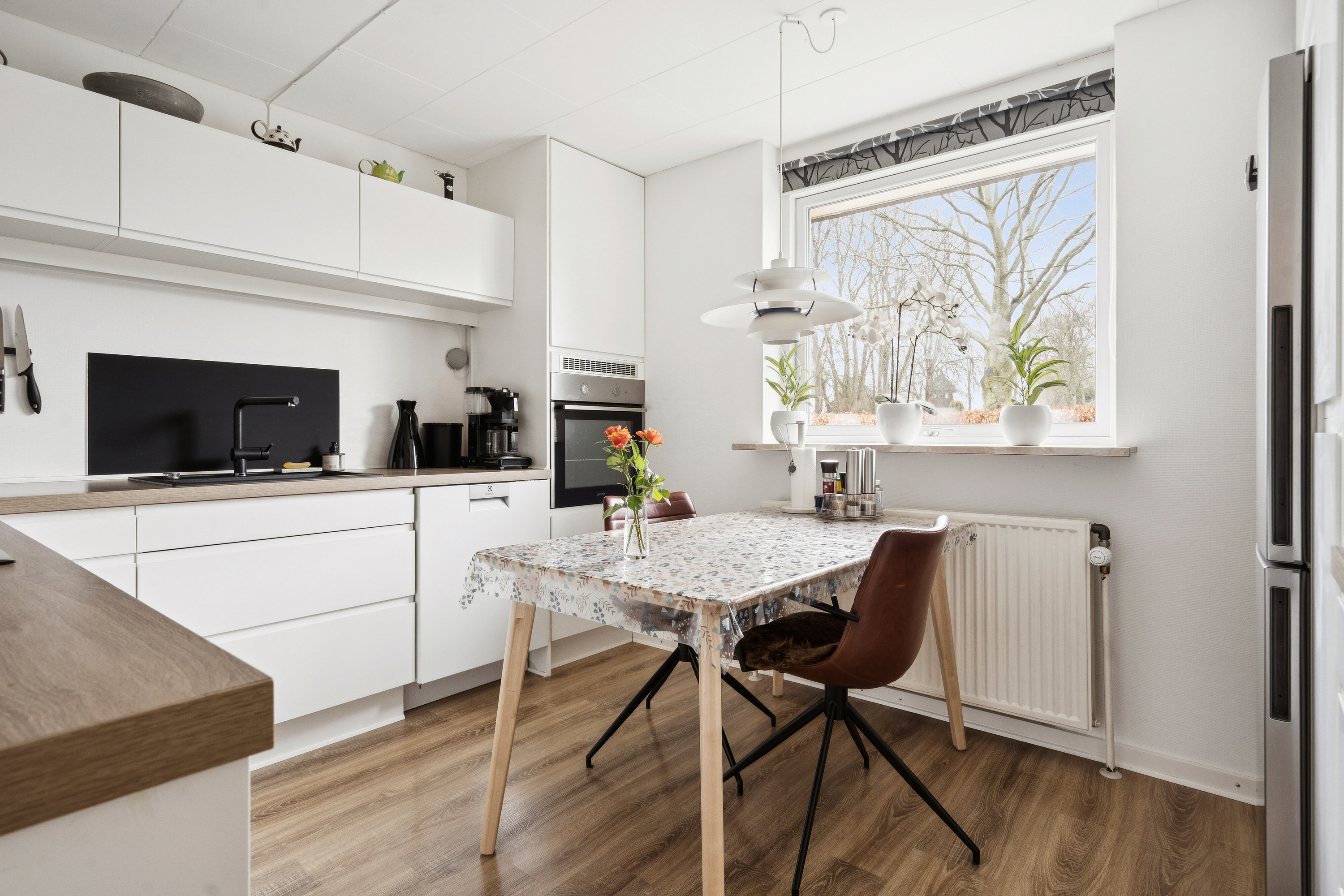 Fremhævet spisestue billede i fuldskærmstilstand. Billede af Almstrupvej 13, Uge, 6360 Tinglev