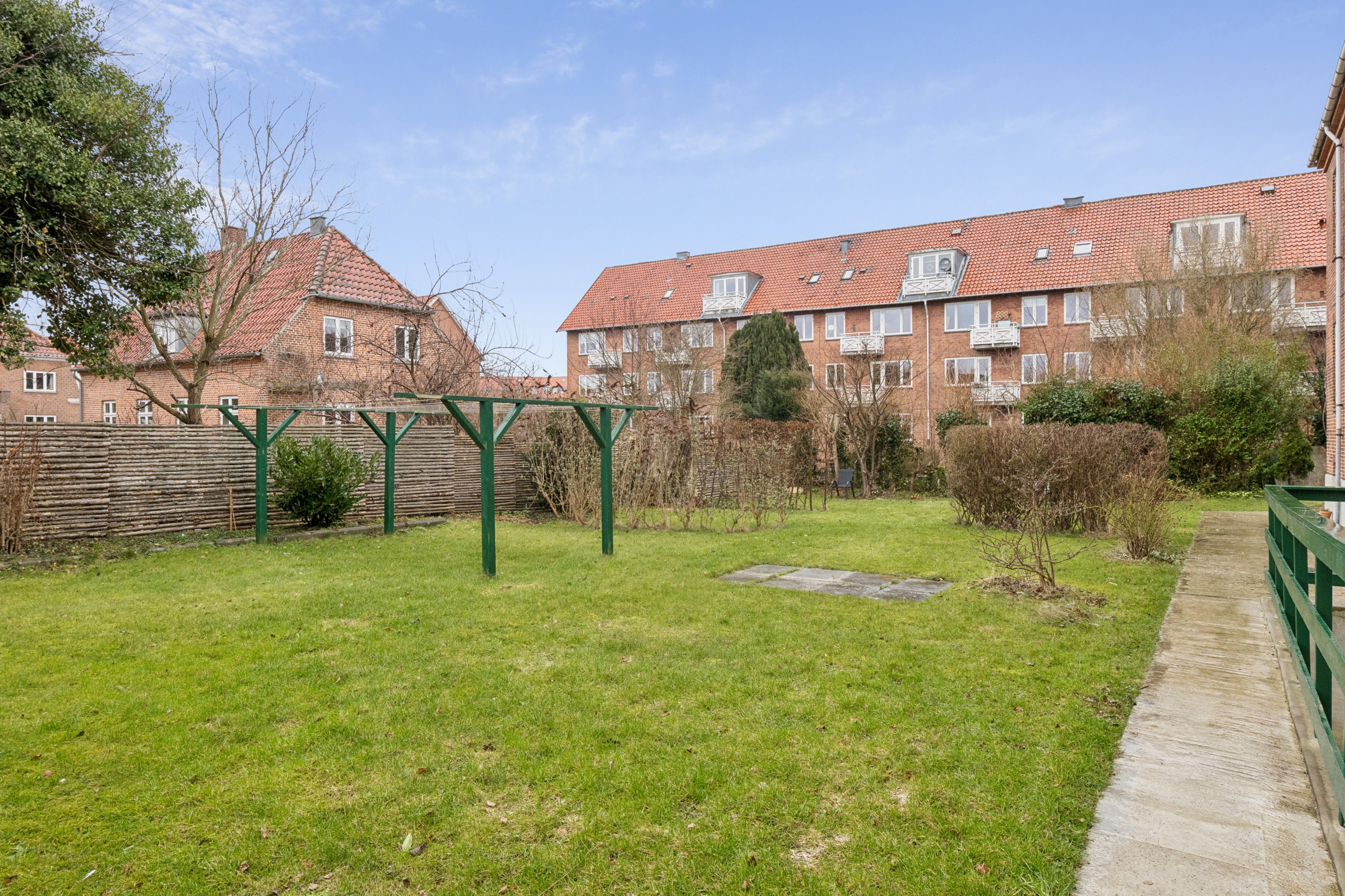 Fremhævet have billede i fuldskærmstilstand. Billede af Elmelundevej 22, 2. tv., 2700 Brønshøj