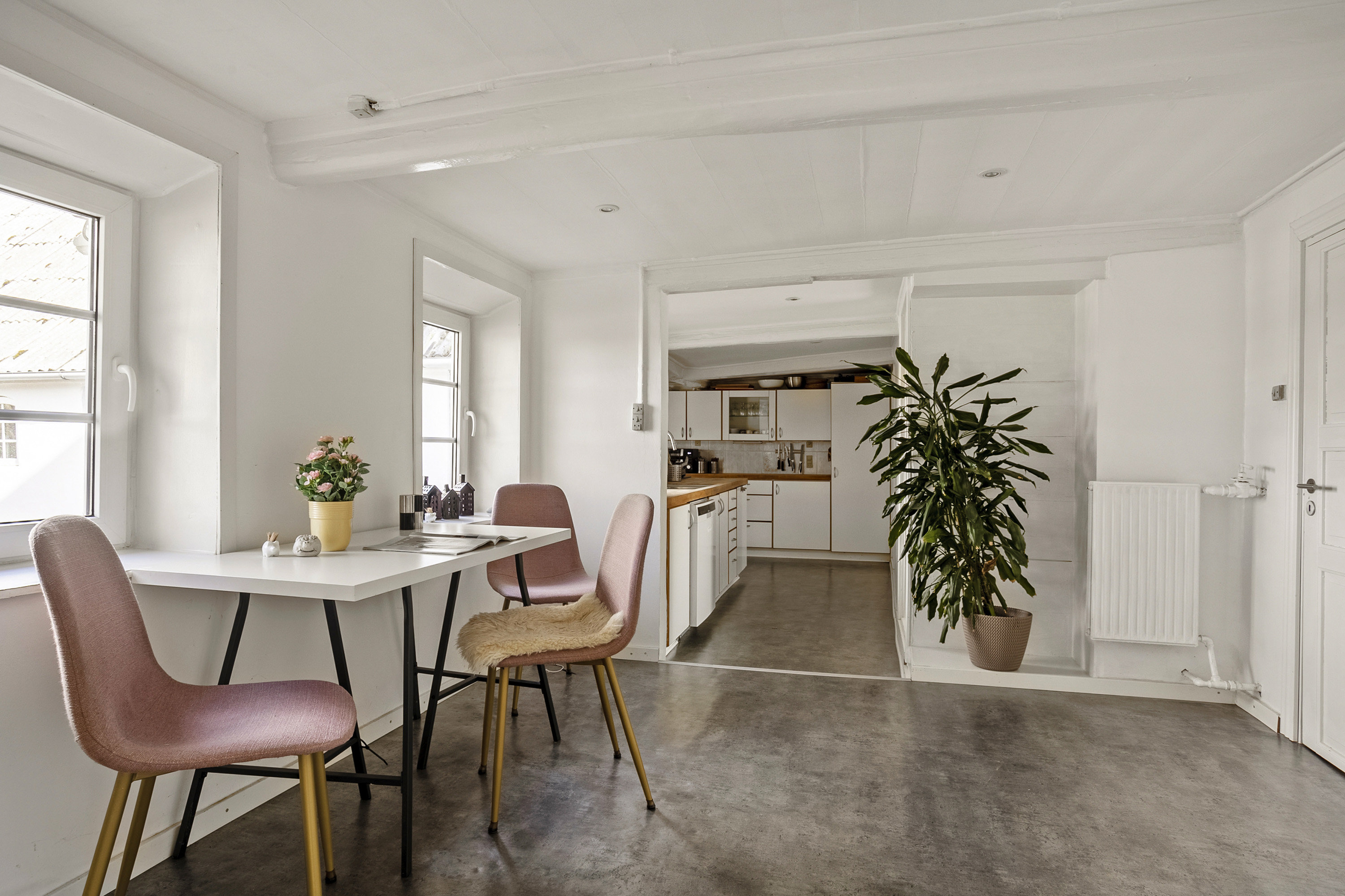 Fremhævet spisestue billede i fuldskærmstilstand. Billede af Københovedvej 8, Dover, 6630 Rødding