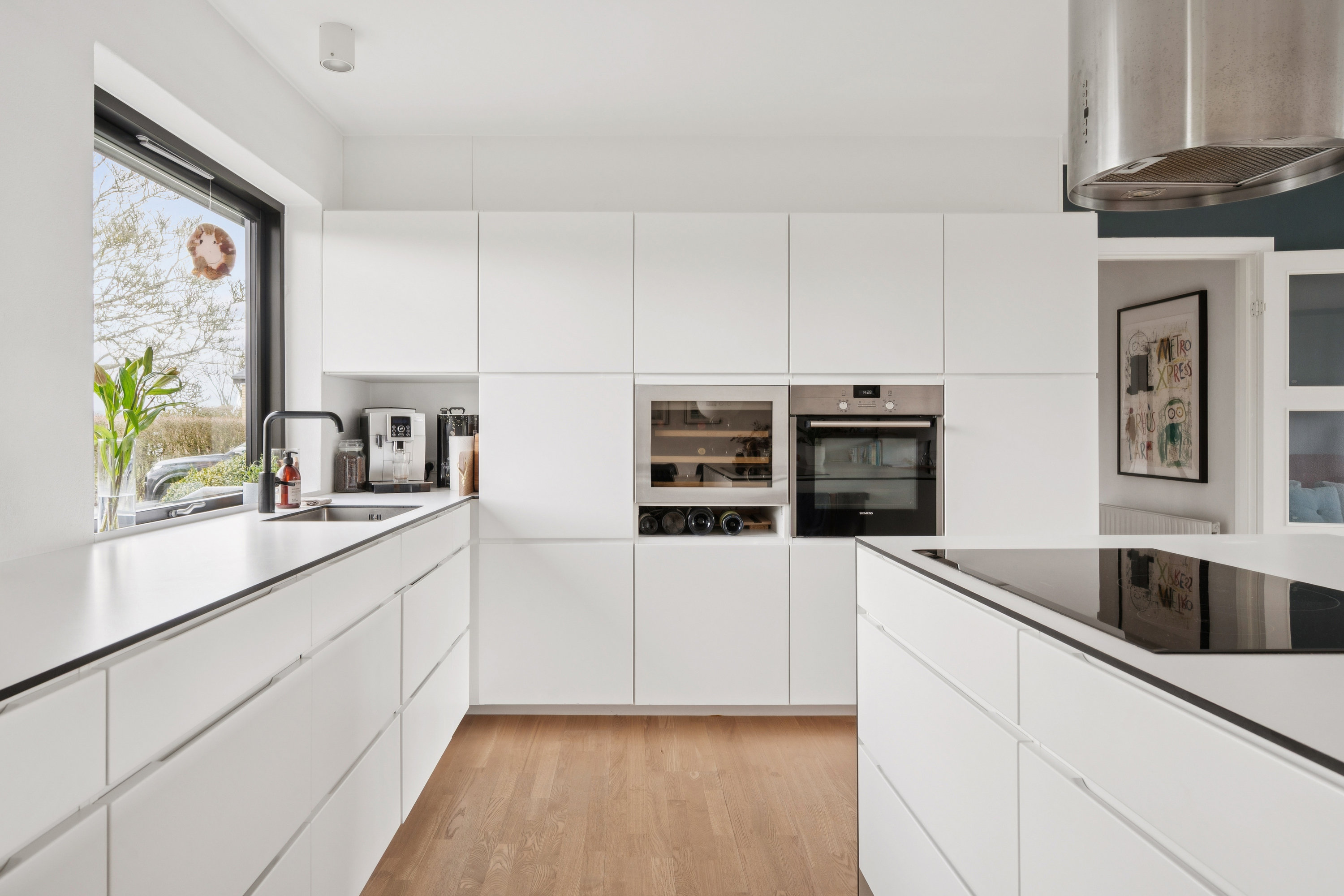 Fremhævet køkken billede i fuldskærmstilstand. Billede af Visselbjergvej 5, 8250 Egå