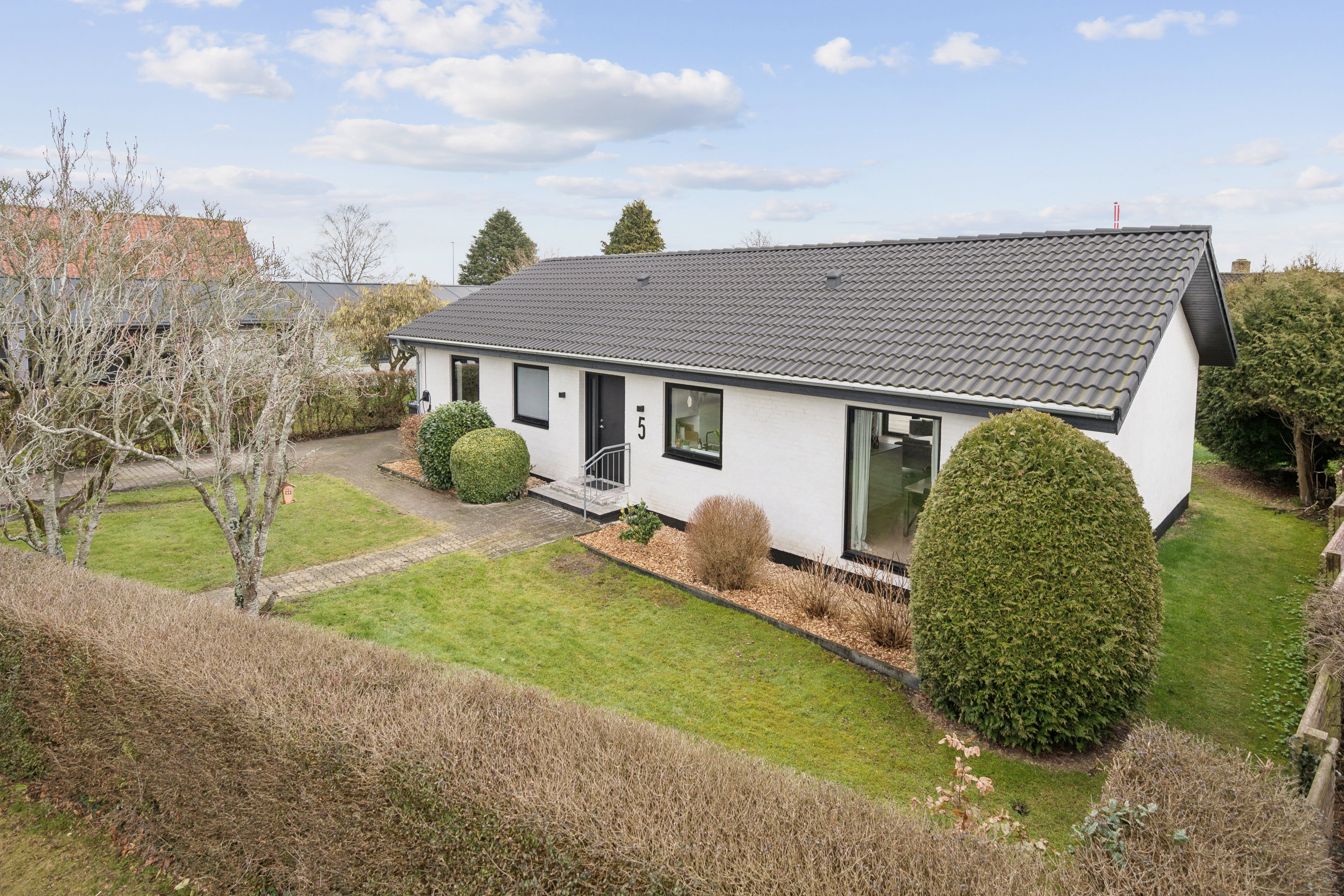 Fremhævet andet billede i fuldskærmstilstand. Billede af Visselbjergvej 5, 8250 Egå