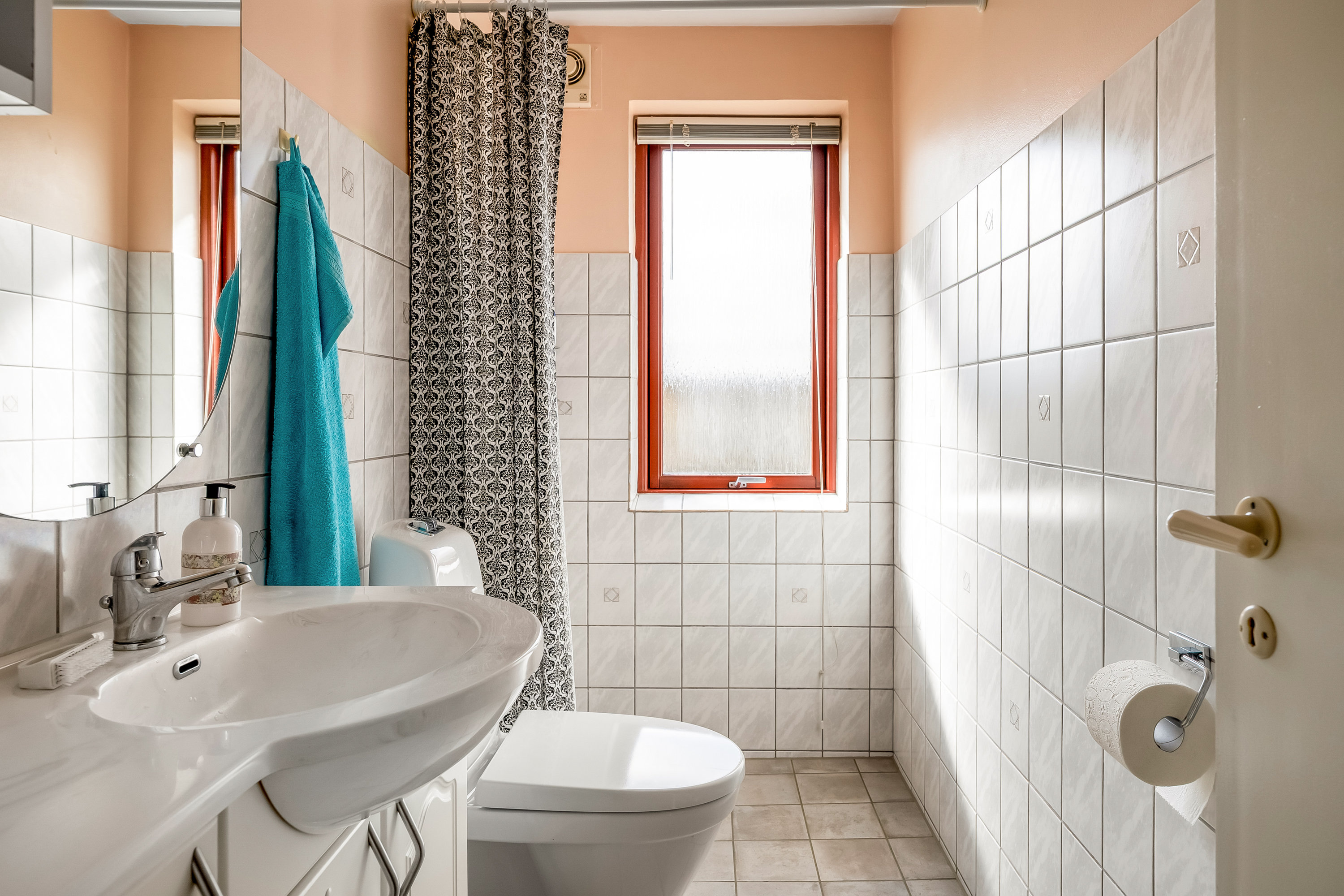 Fremhævet badeværelse billede i fuldskærmstilstand. Billede af Toftager 2, Tjørring, 7400 Herning