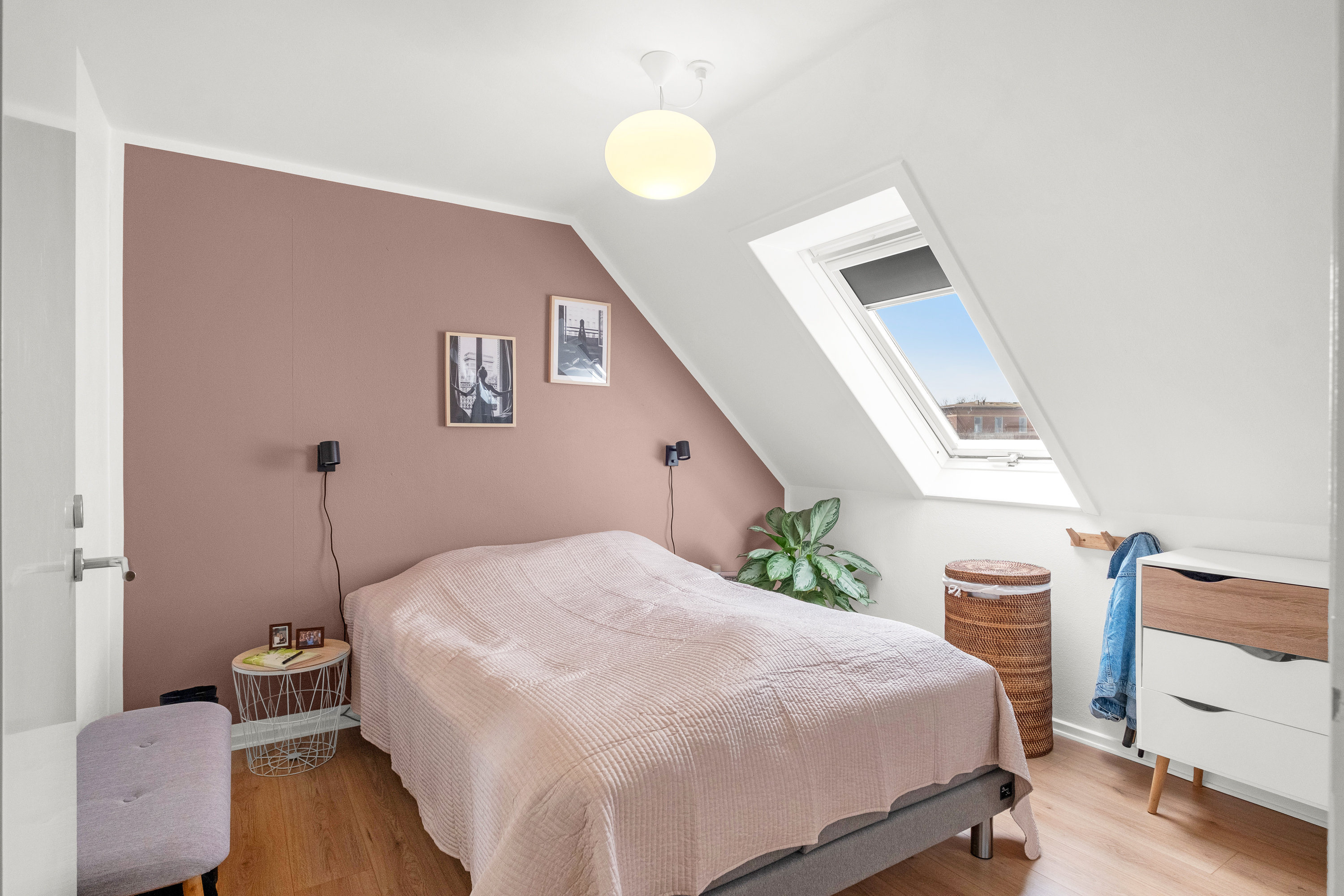 Fremhævet soveværelse billede i fuldskærmstilstand. Billede af Ringkøbingvej 26, 5. th., 8000 Aarhus C