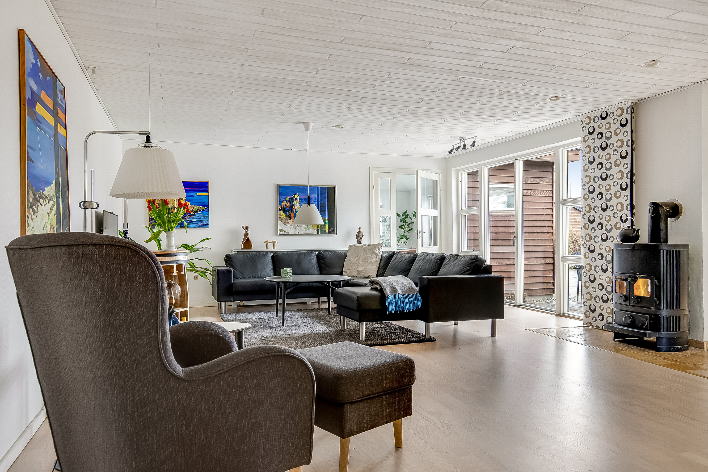 Fremhævet stue billede i fuldskærmstilstand. Billede af Anton Berntsen Vej 19, Bredsten, 7182 Bredsten