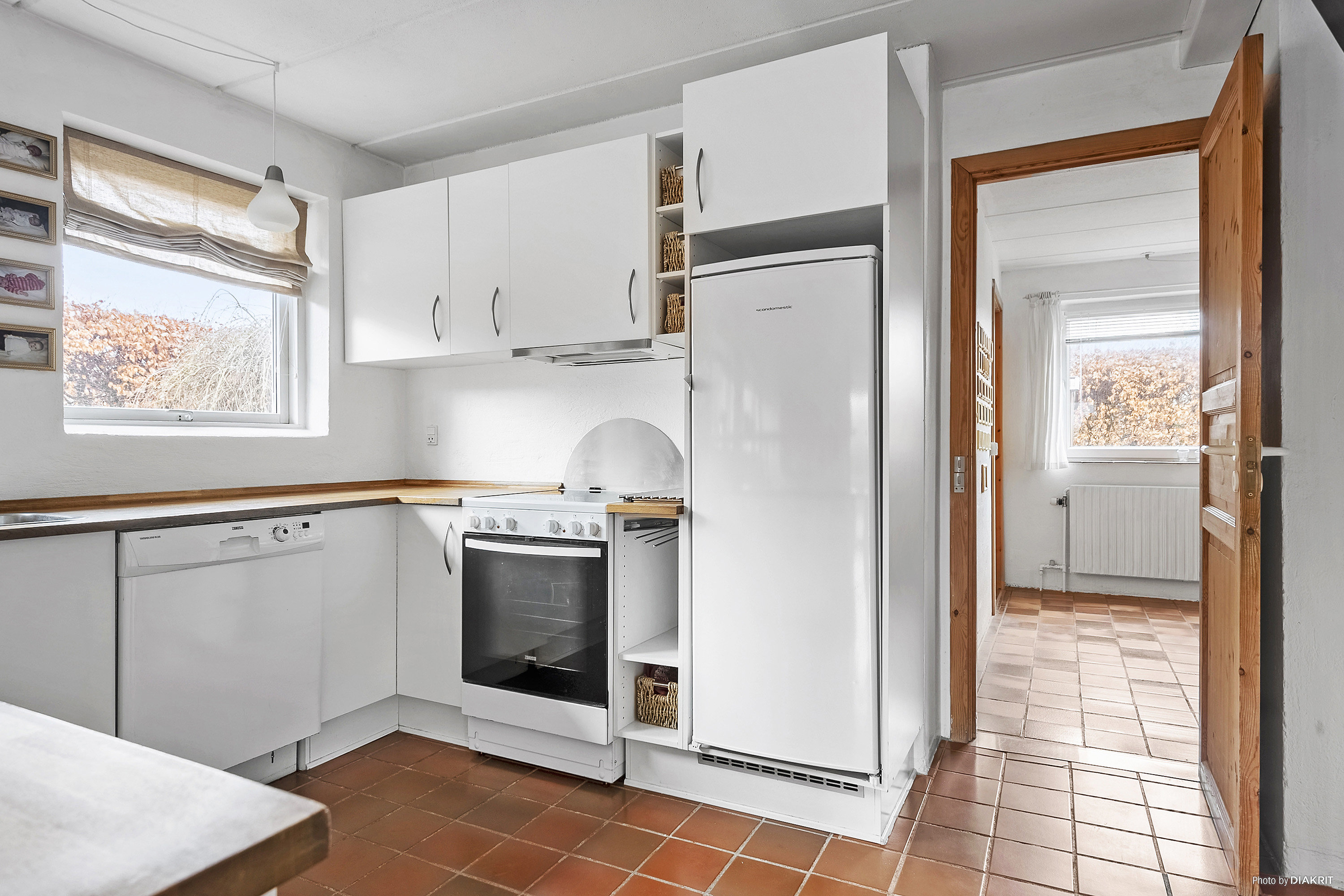 Fremhævet køkken billede i fuldskærmstilstand. Billede af Egehovedet 31, Hou, 8300 Odder