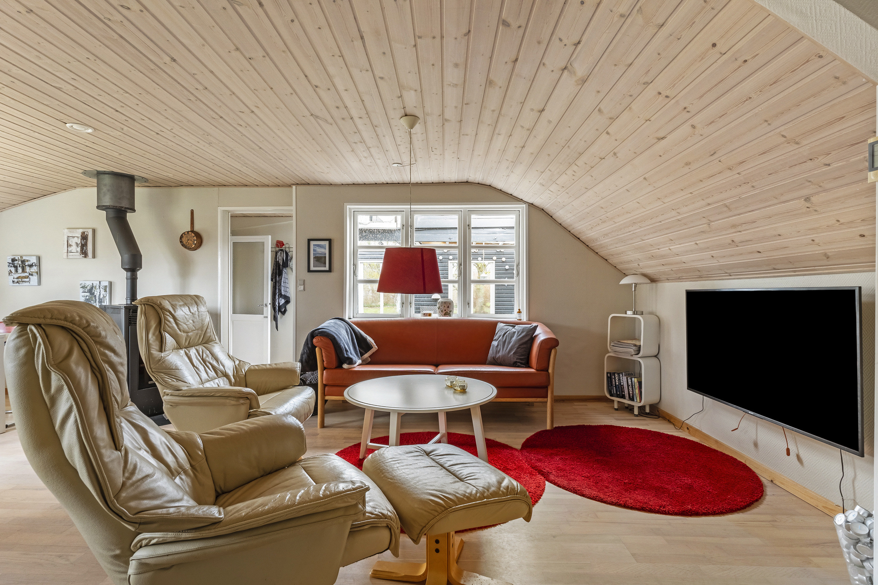 Fremhævet stue billede i fuldskærmstilstand. Billede af Tranevej 22, Frølunde Fed, 4220 Korsør