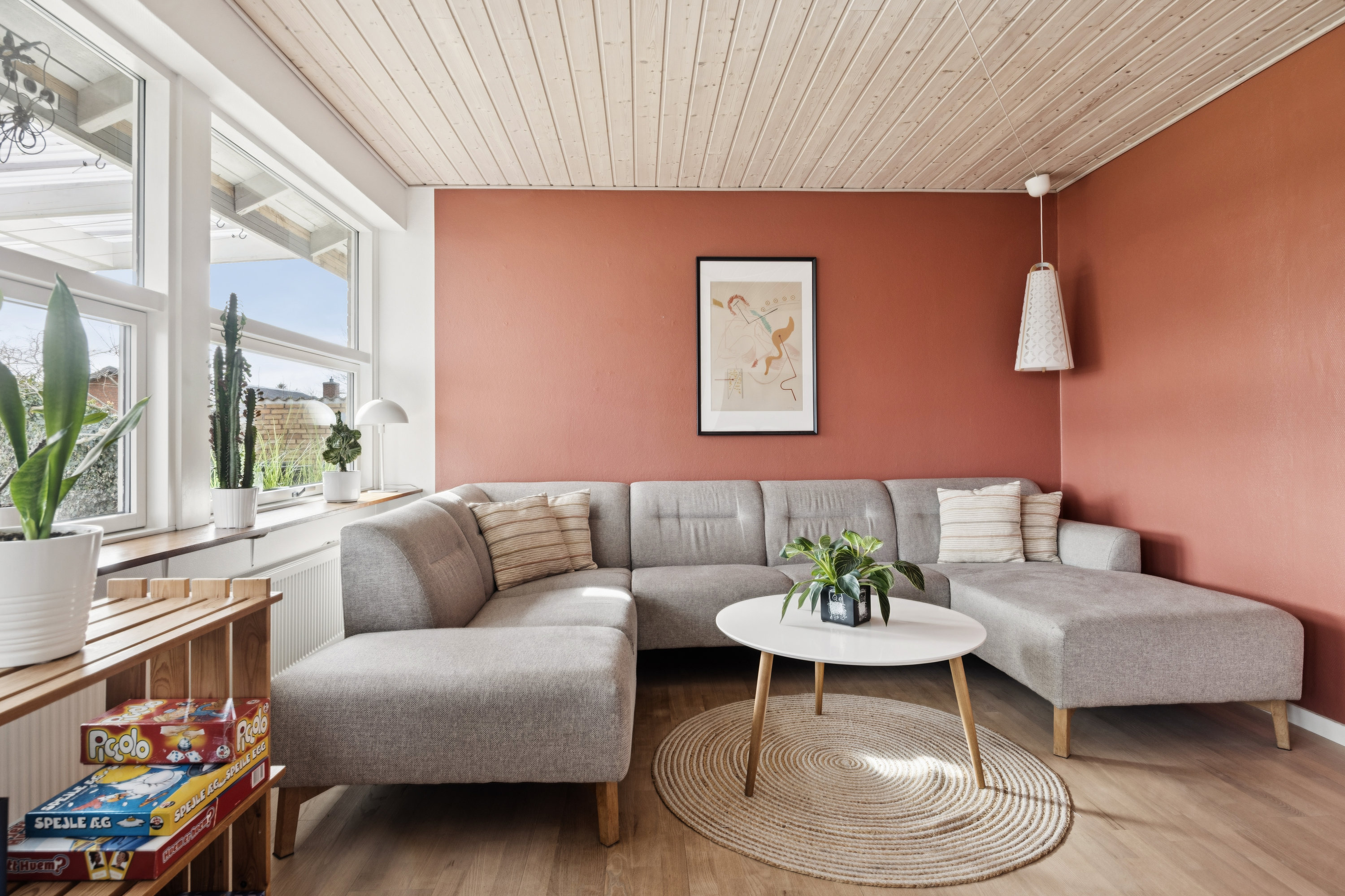 Fremhævet stue billede i fuldskærmstilstand. Billede af Sulsted Kærvej 6, 9381 Sulsted