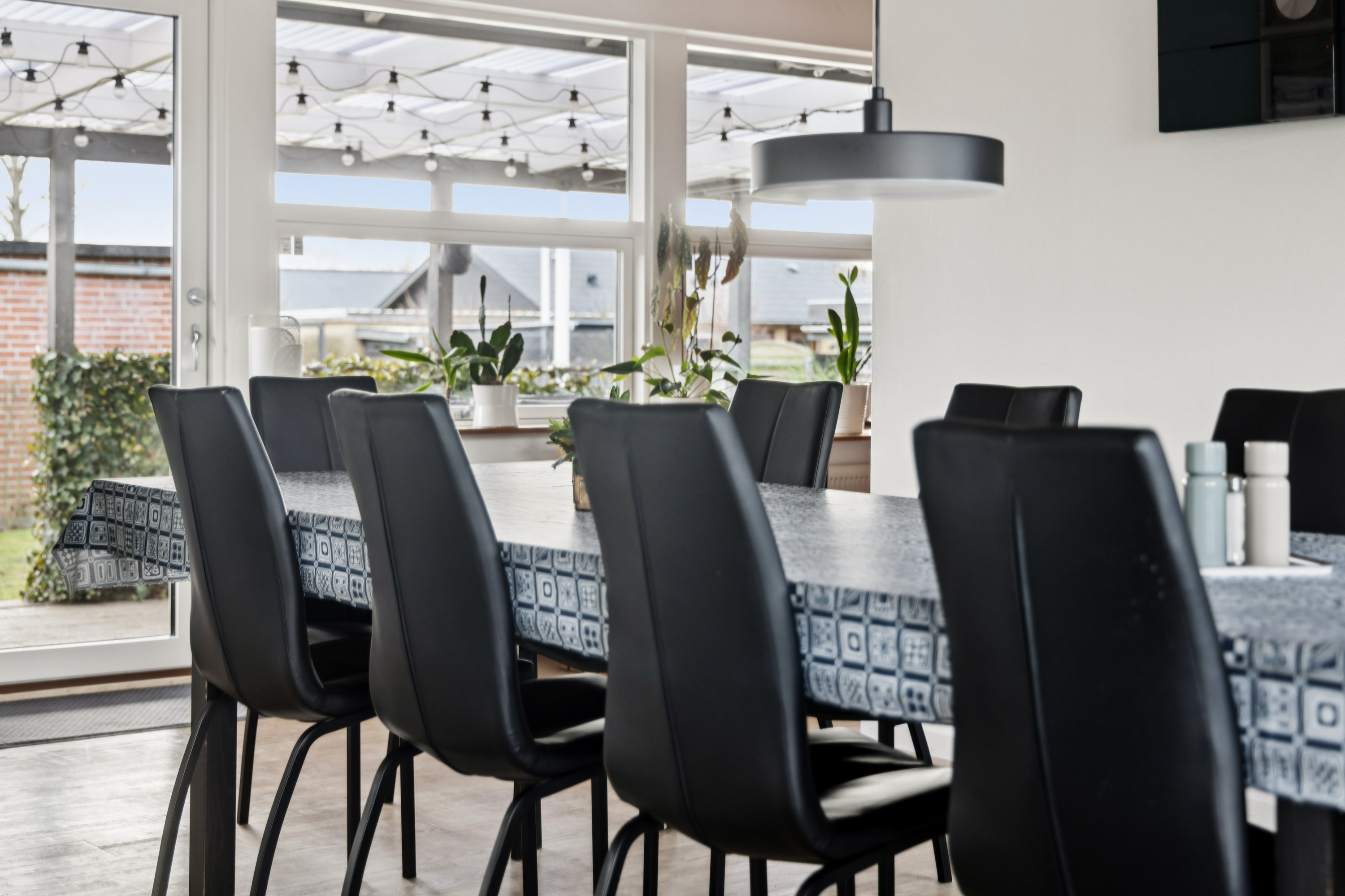 Fremhævet stue billede i fuldskærmstilstand. Billede af Sulsted Kærvej 6, 9381 Sulsted