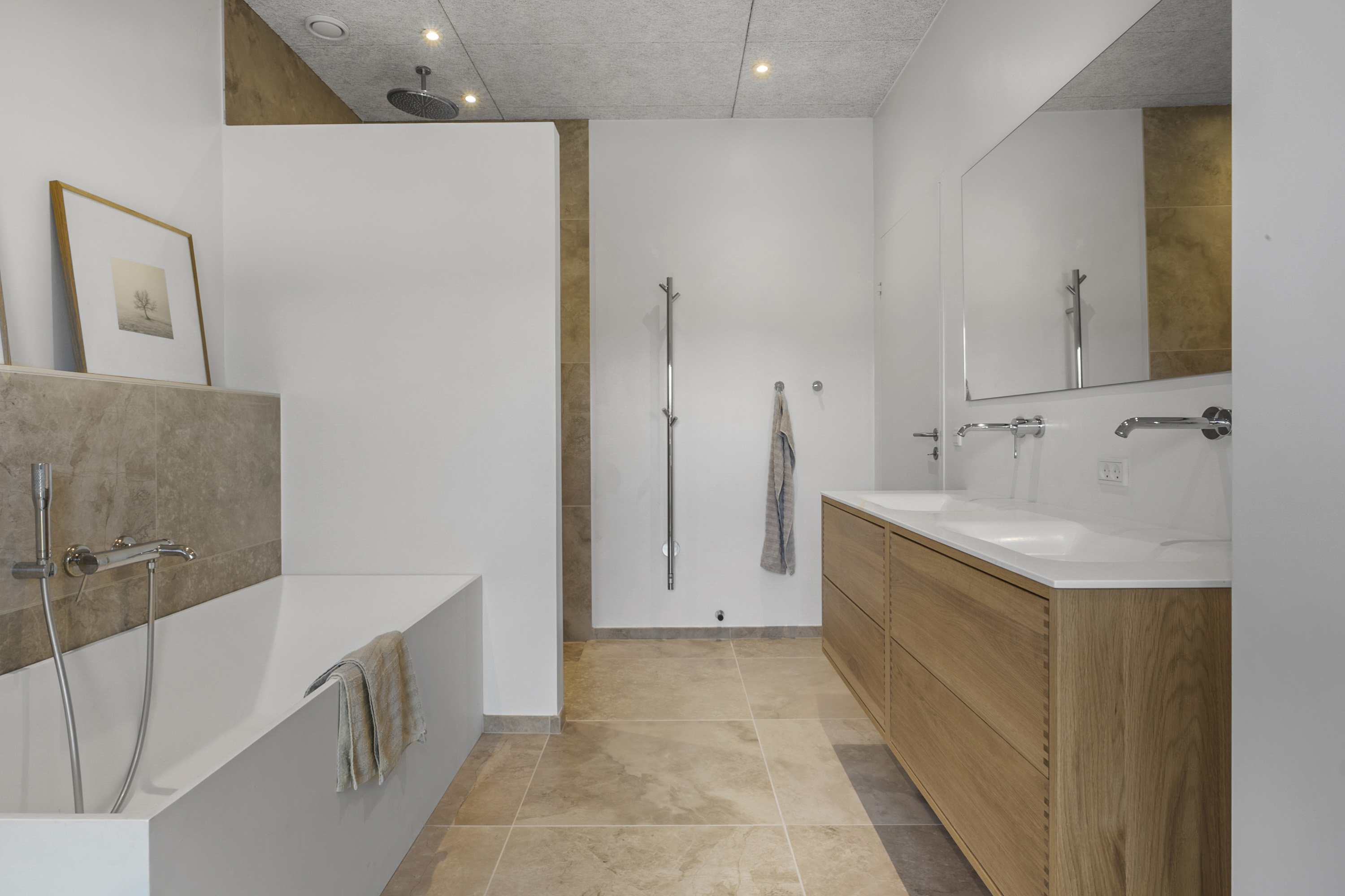 Fremhævet  billede i fuldskærmstilstand. Billede af Knøsgårds Alle 64, 9440 Aabybro