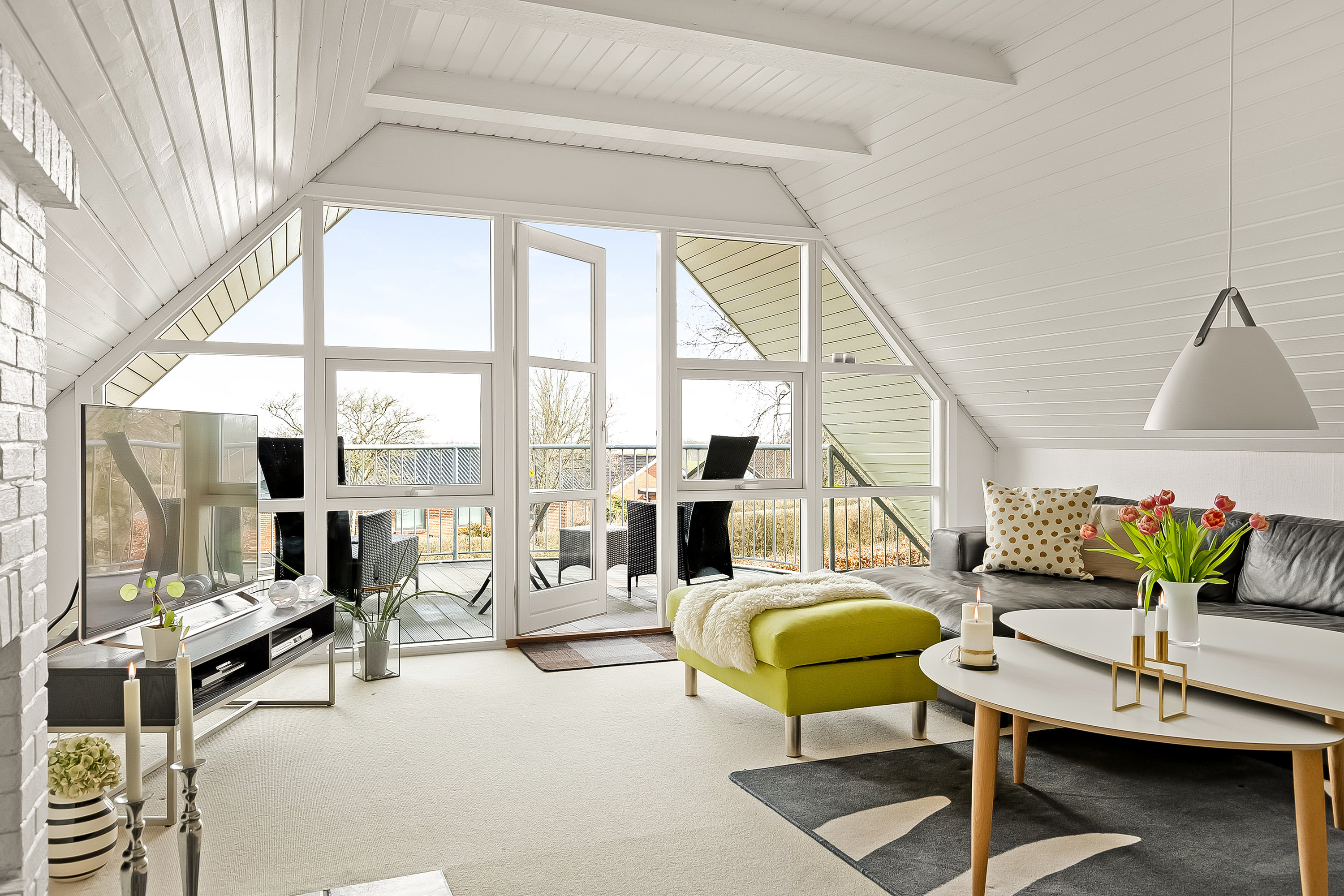 Fremhævet stue billede i fuldskærmstilstand. Billede af Johan Skjoldborg Vej 10, 7182 Bredsten