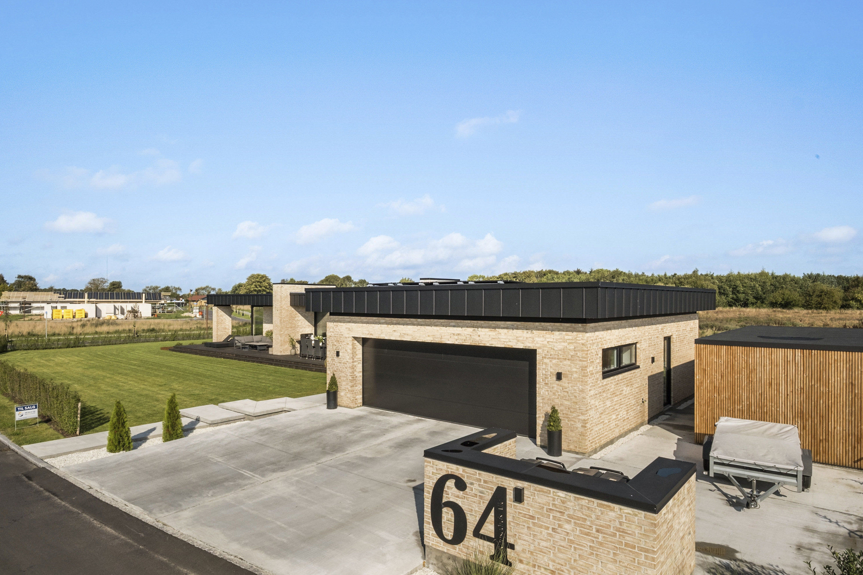 Fremhævet  billede i fuldskærmstilstand. Billede af Knøsgårds Alle 64, 9440 Aabybro