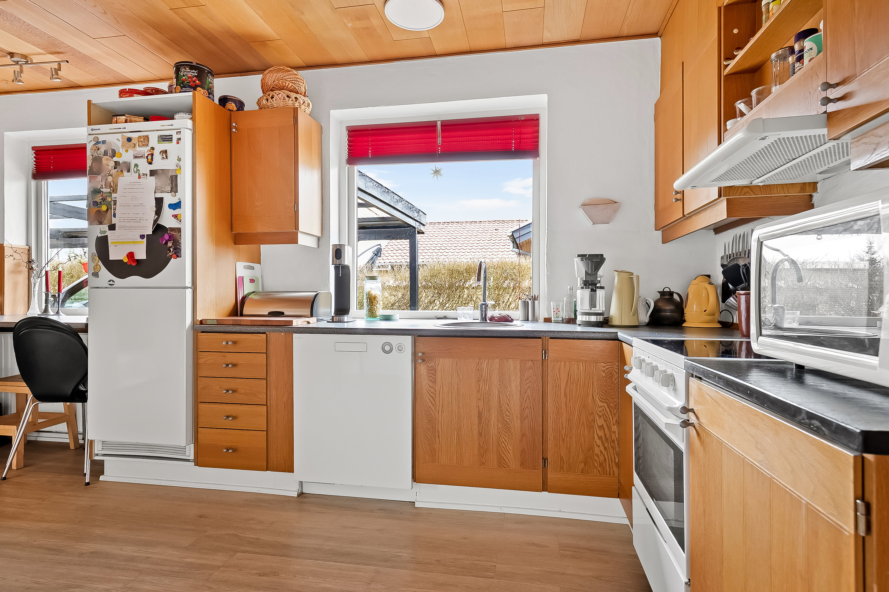 Fremhævet køkken billede i fuldskærmstilstand. Billede af Klosterbakken 10, Skærup, 7080 Børkop