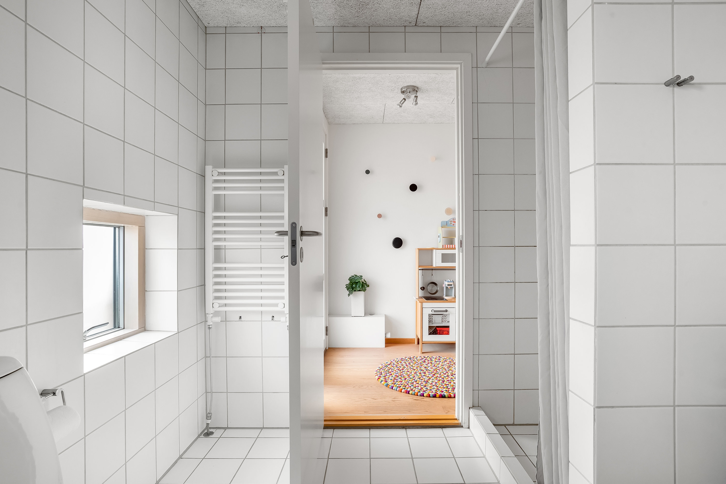 Fremhævet badeværelse billede i fuldskærmstilstand. Billede af Bachsvej 48, 7500 Holstebro