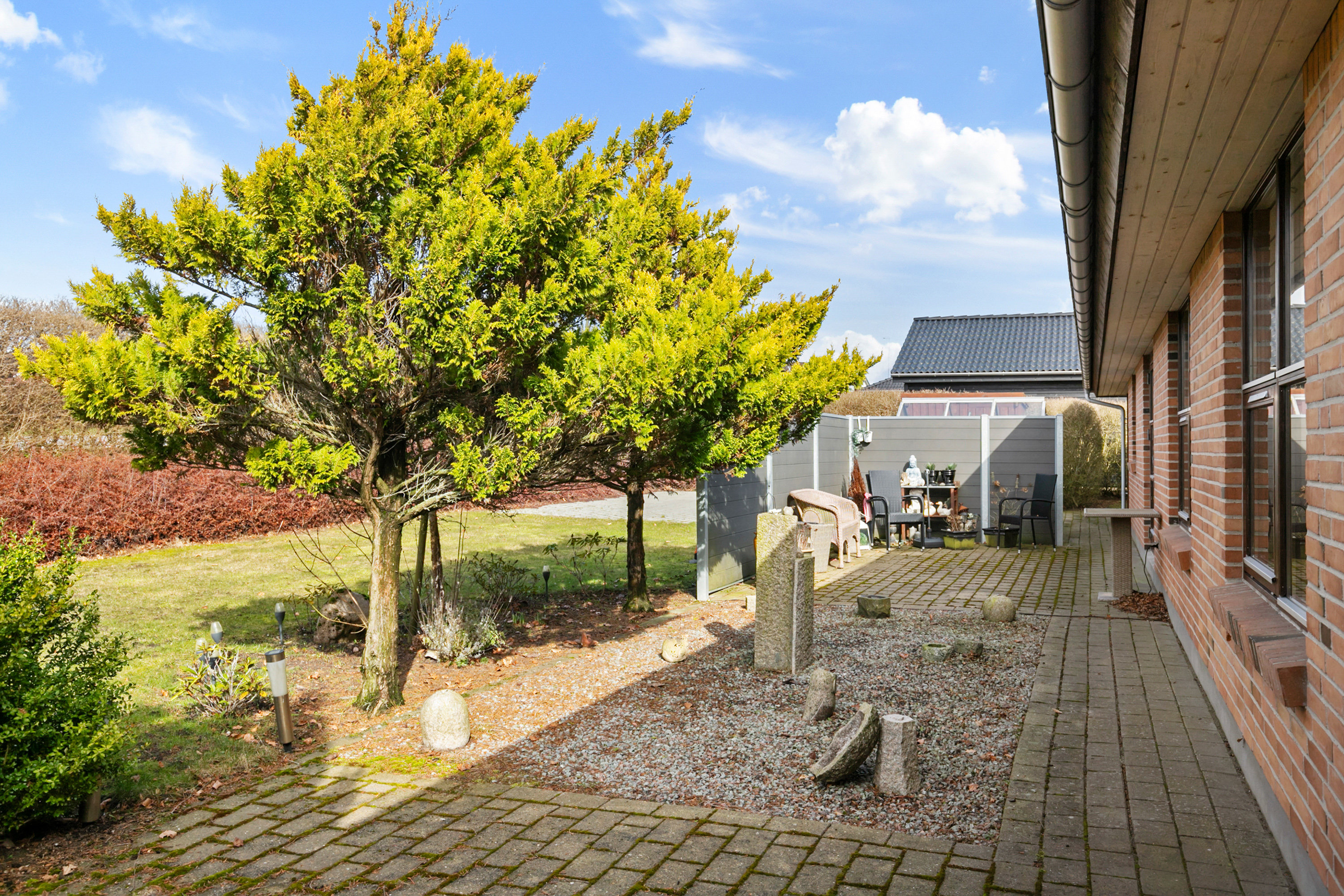 Fremhævet terrasse billede i fuldskærmstilstand. Billede af Rugmarken 166, 9690 Fjerritslev